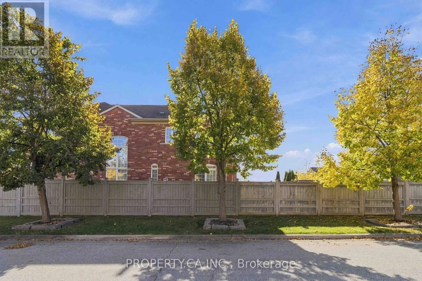 52 WOODVILLE DRIVE