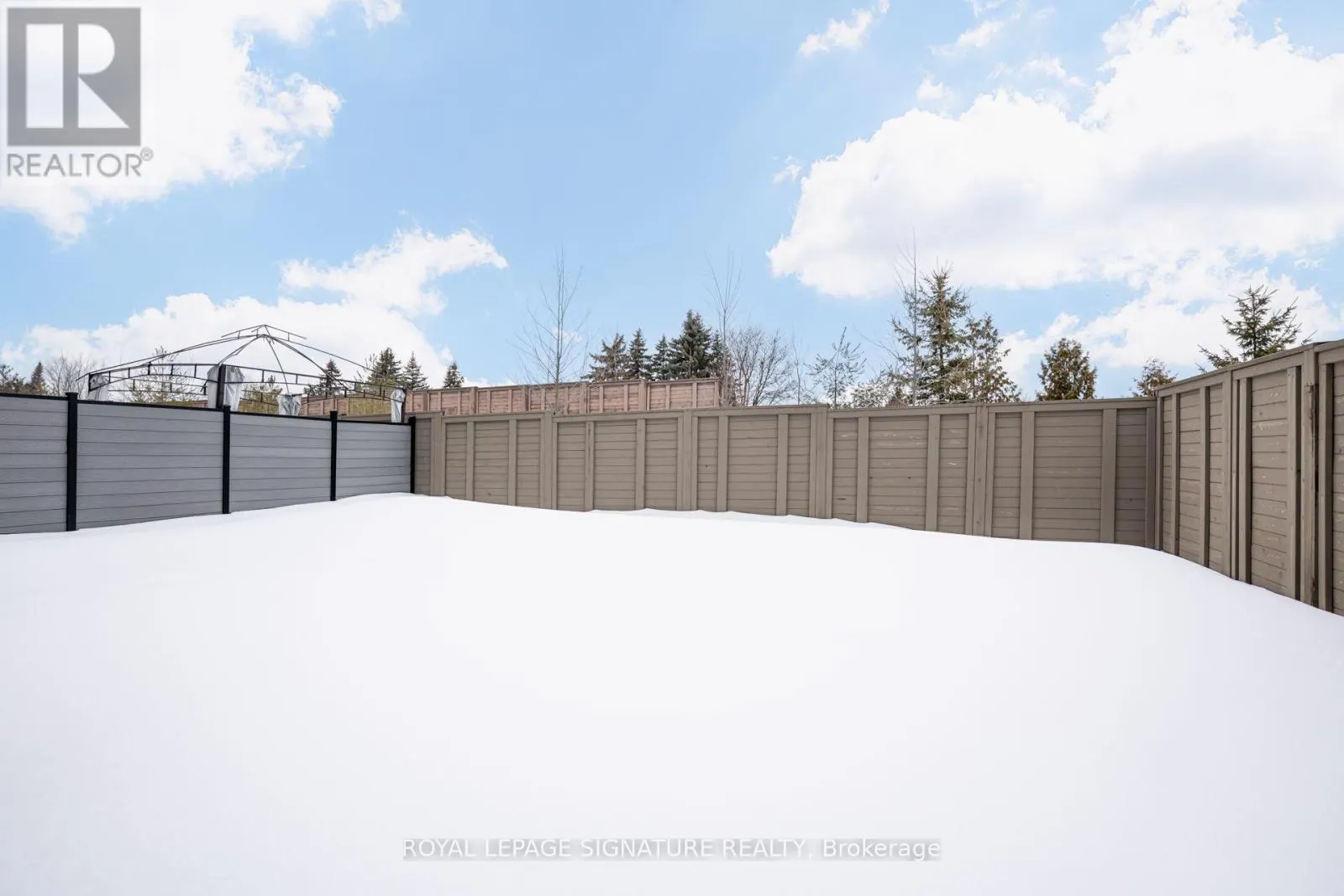 71 MAPLE FIELDS CIRCLE