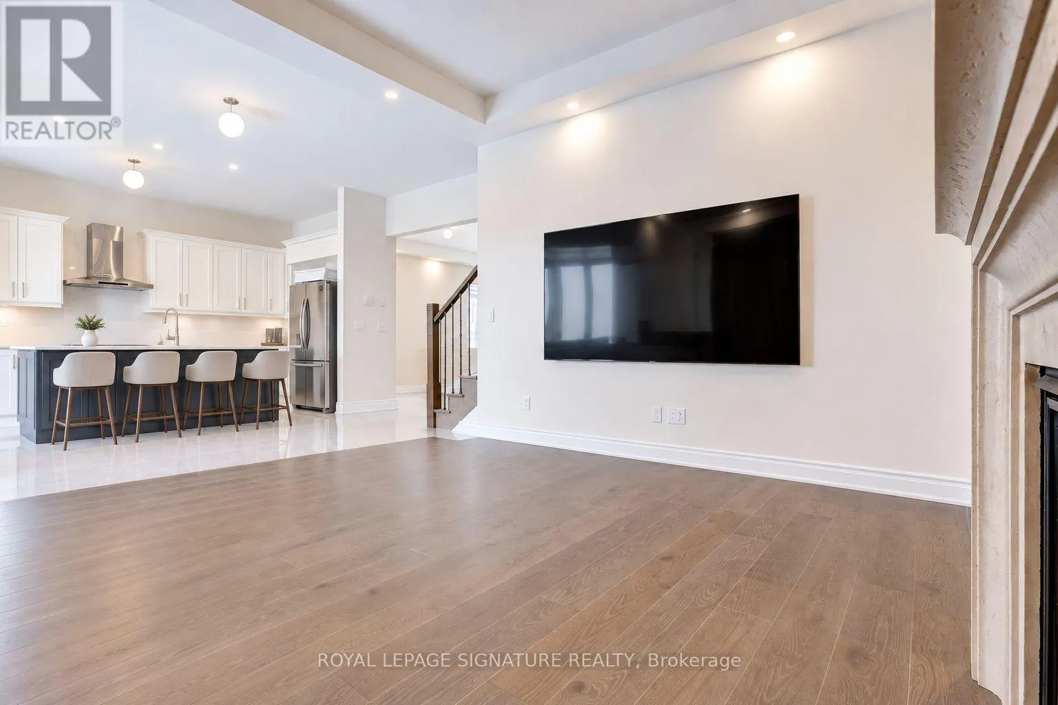 71 MAPLE FIELDS CIRCLE