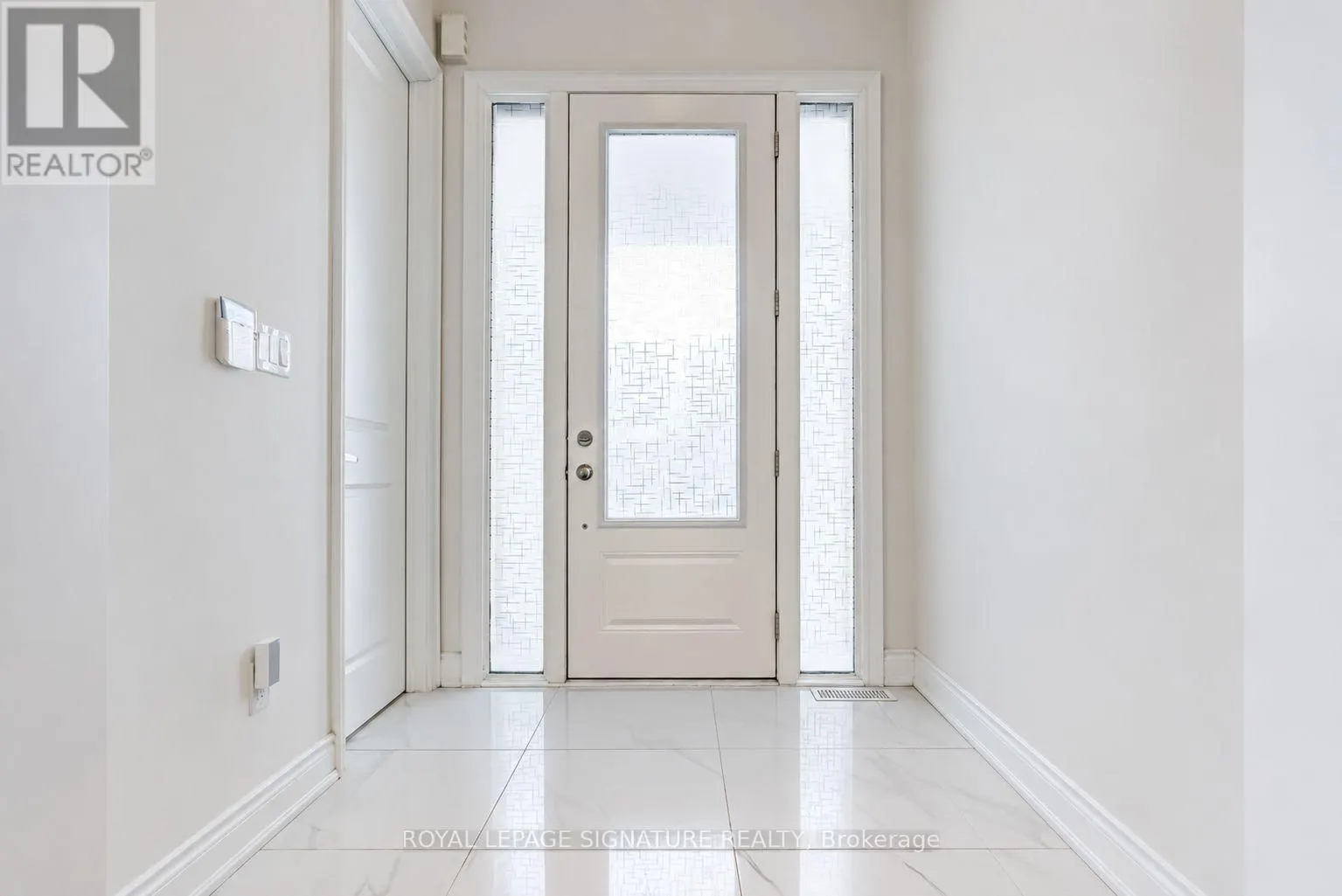 71 MAPLE FIELDS CIRCLE