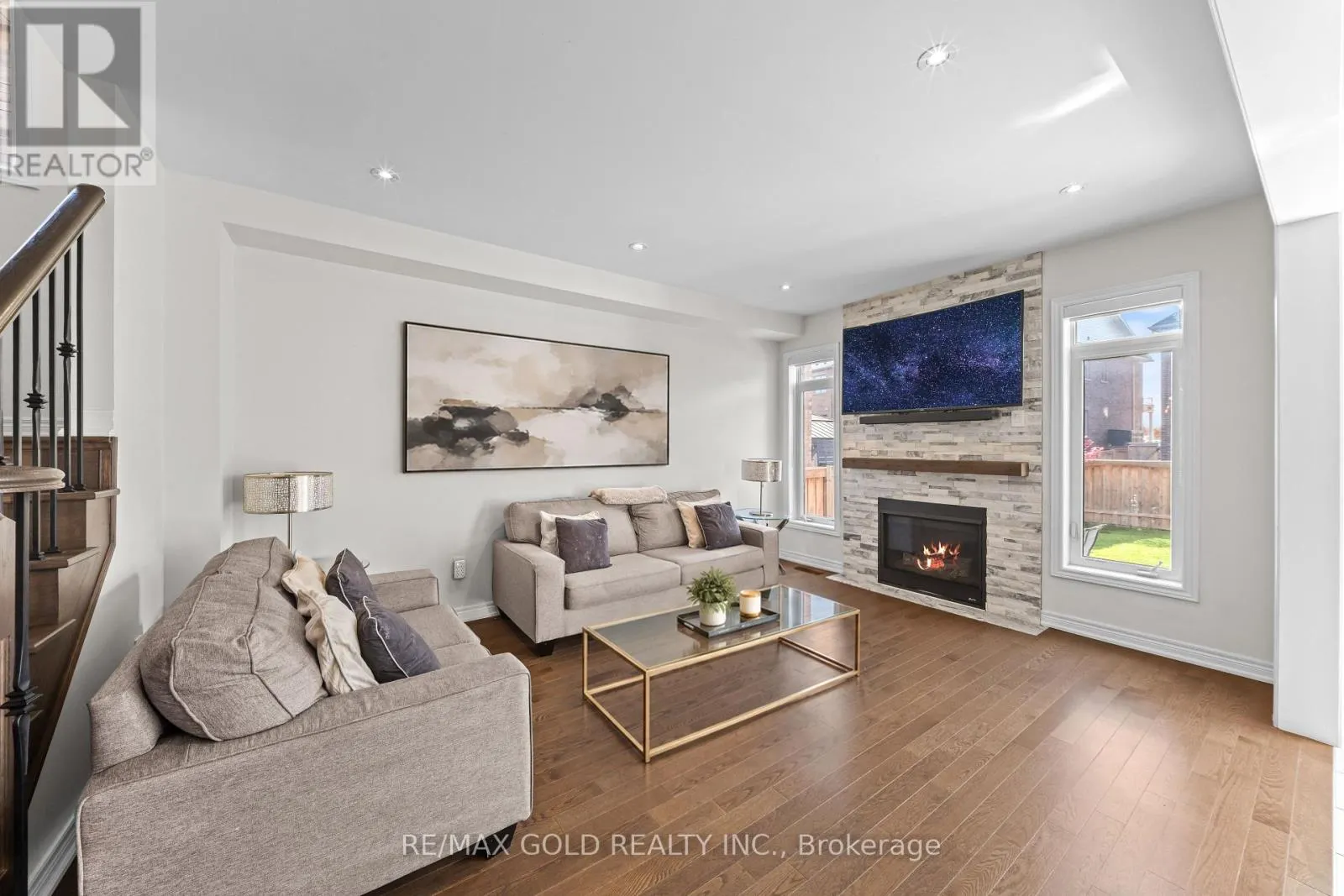 238 MACTIER DRIVE