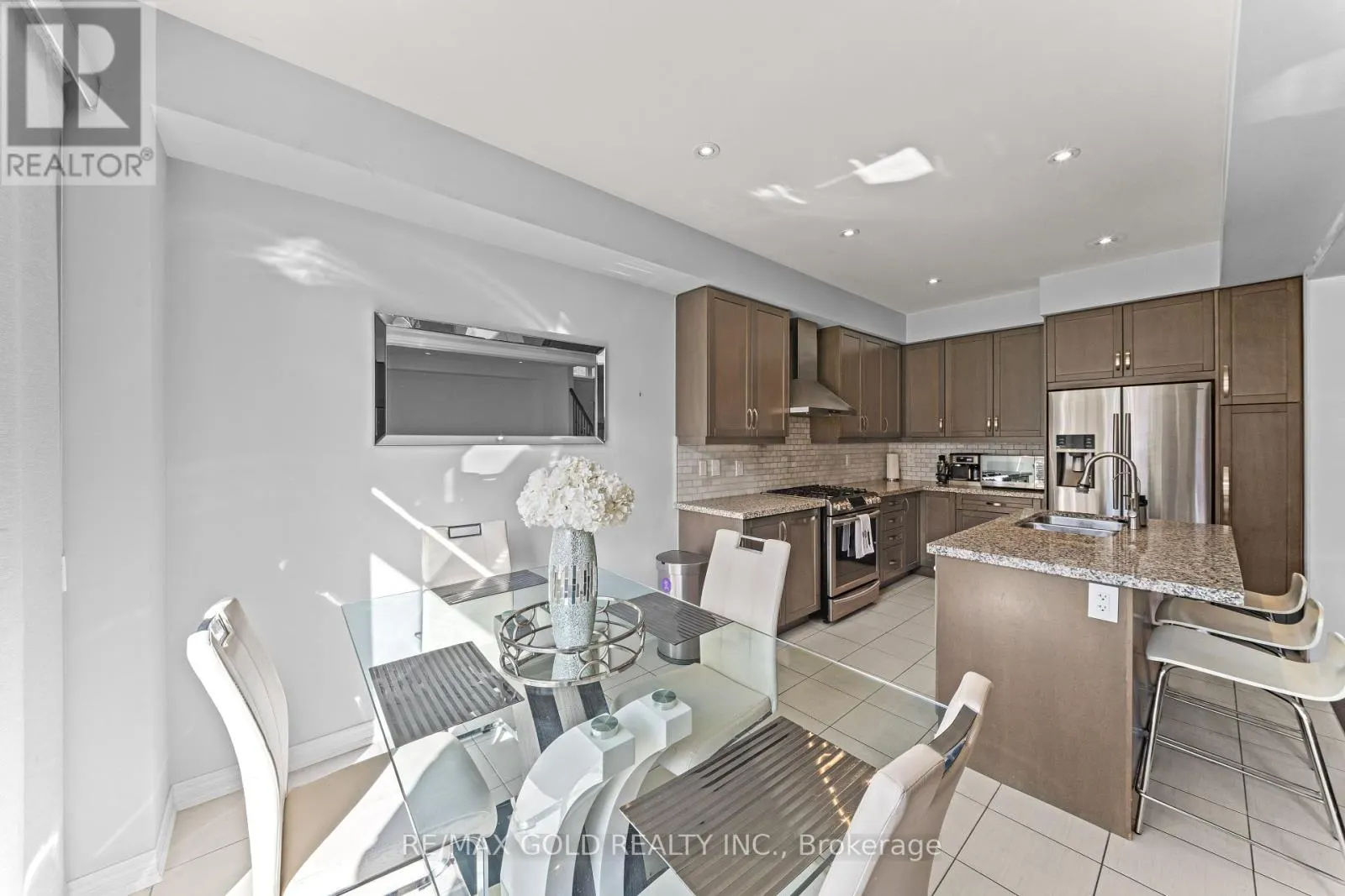 238 MACTIER DRIVE
