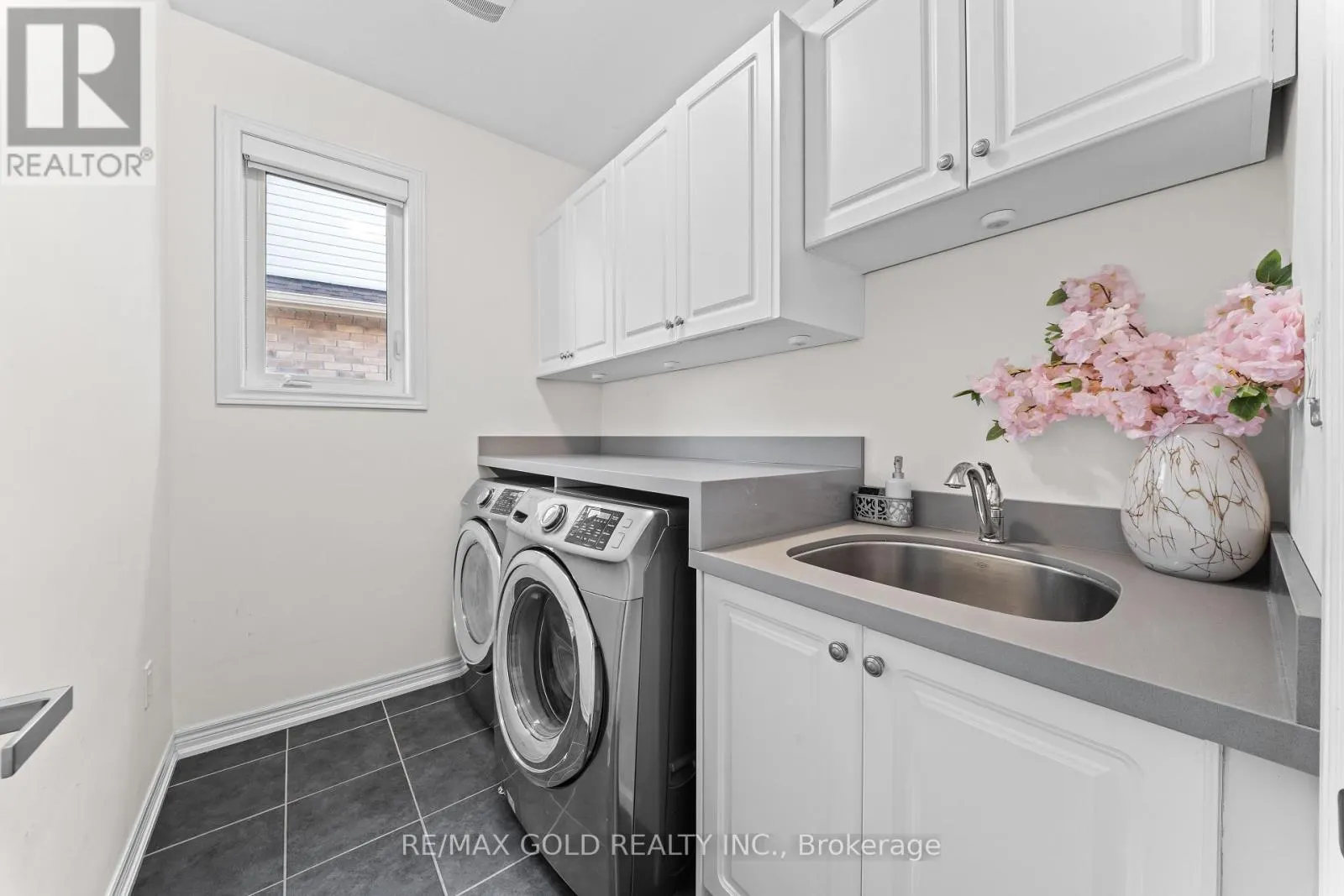 238 MACTIER DRIVE