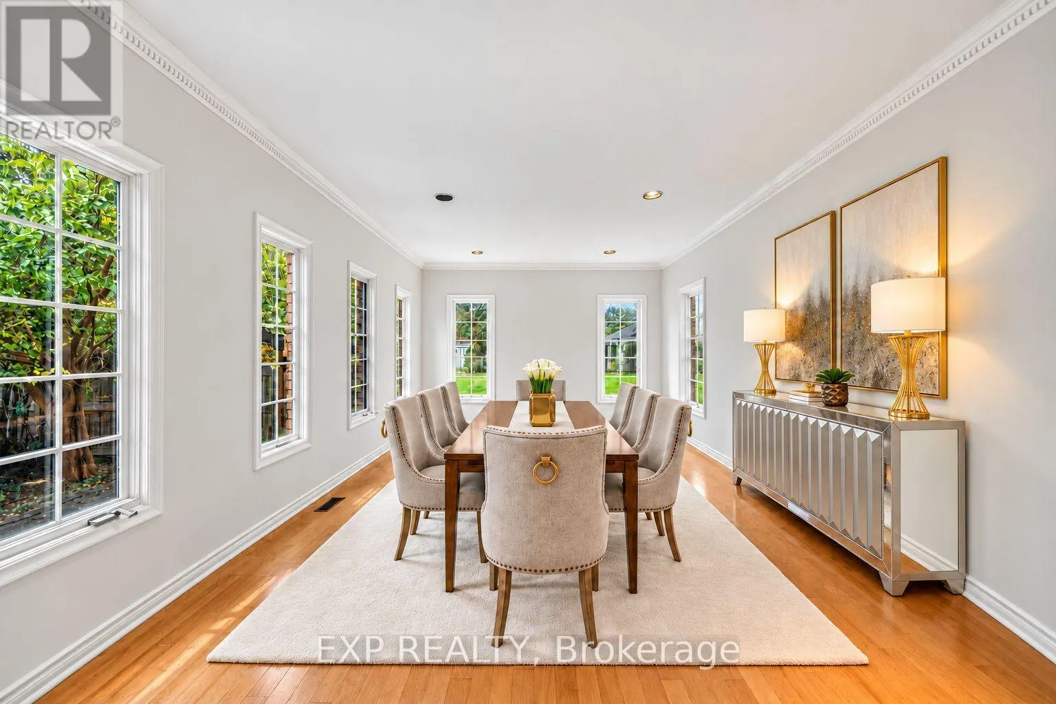 2 SHALLMAR GARDENS