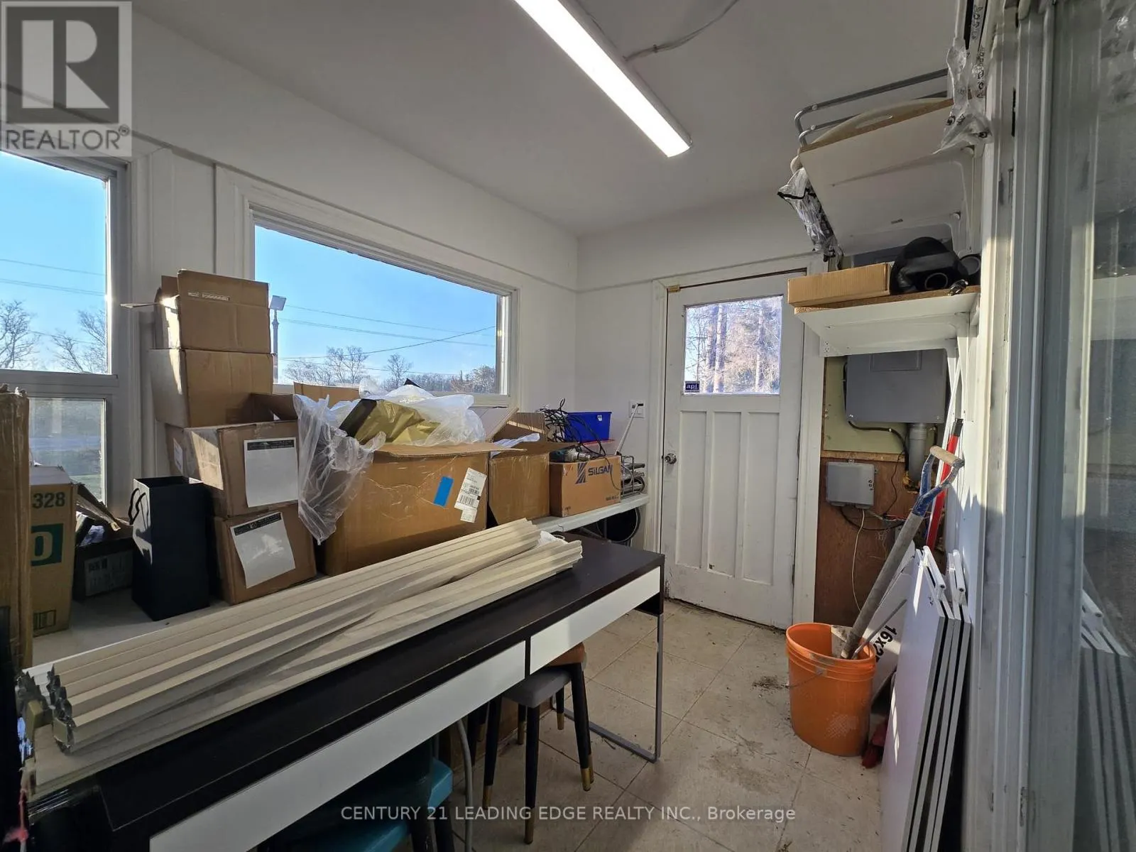 PART 2 - 10873 KENNEDY ROAD
