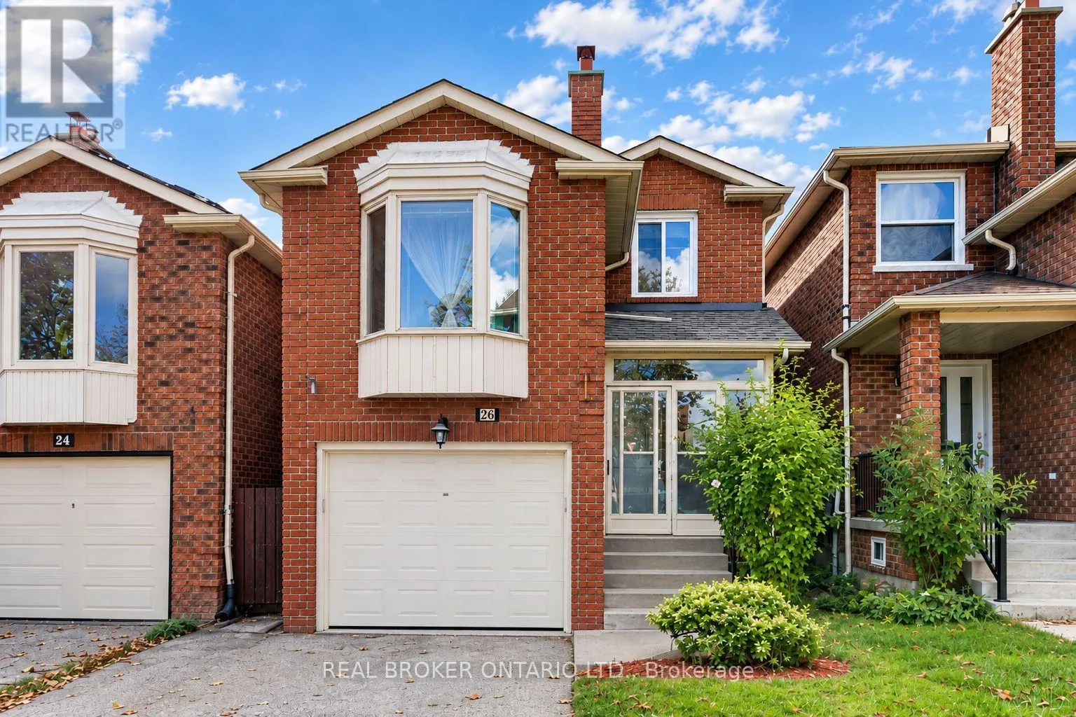 26 WHITE BOULEVARD