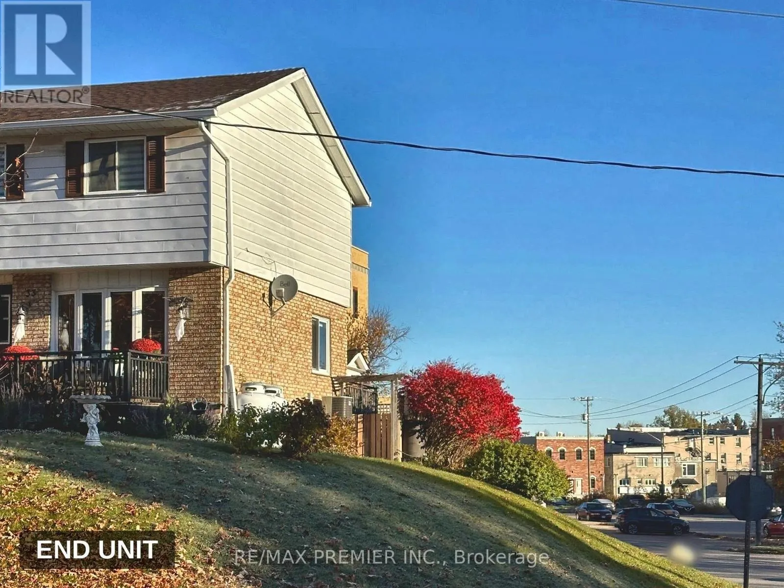 33 POPLAR STREET