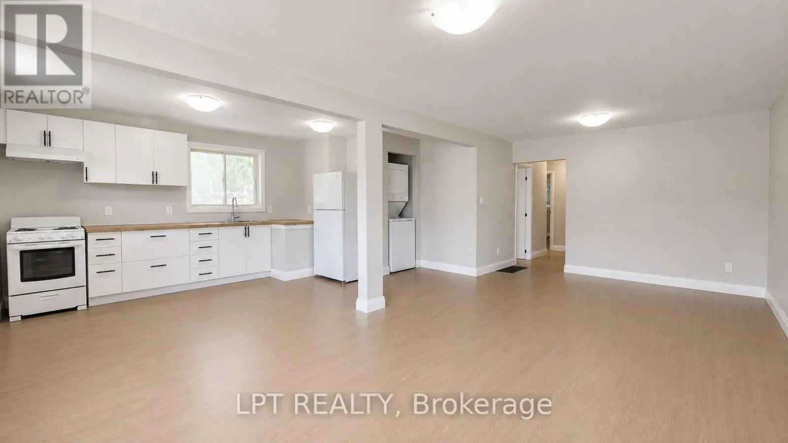 43 NEWBURY DRIVE