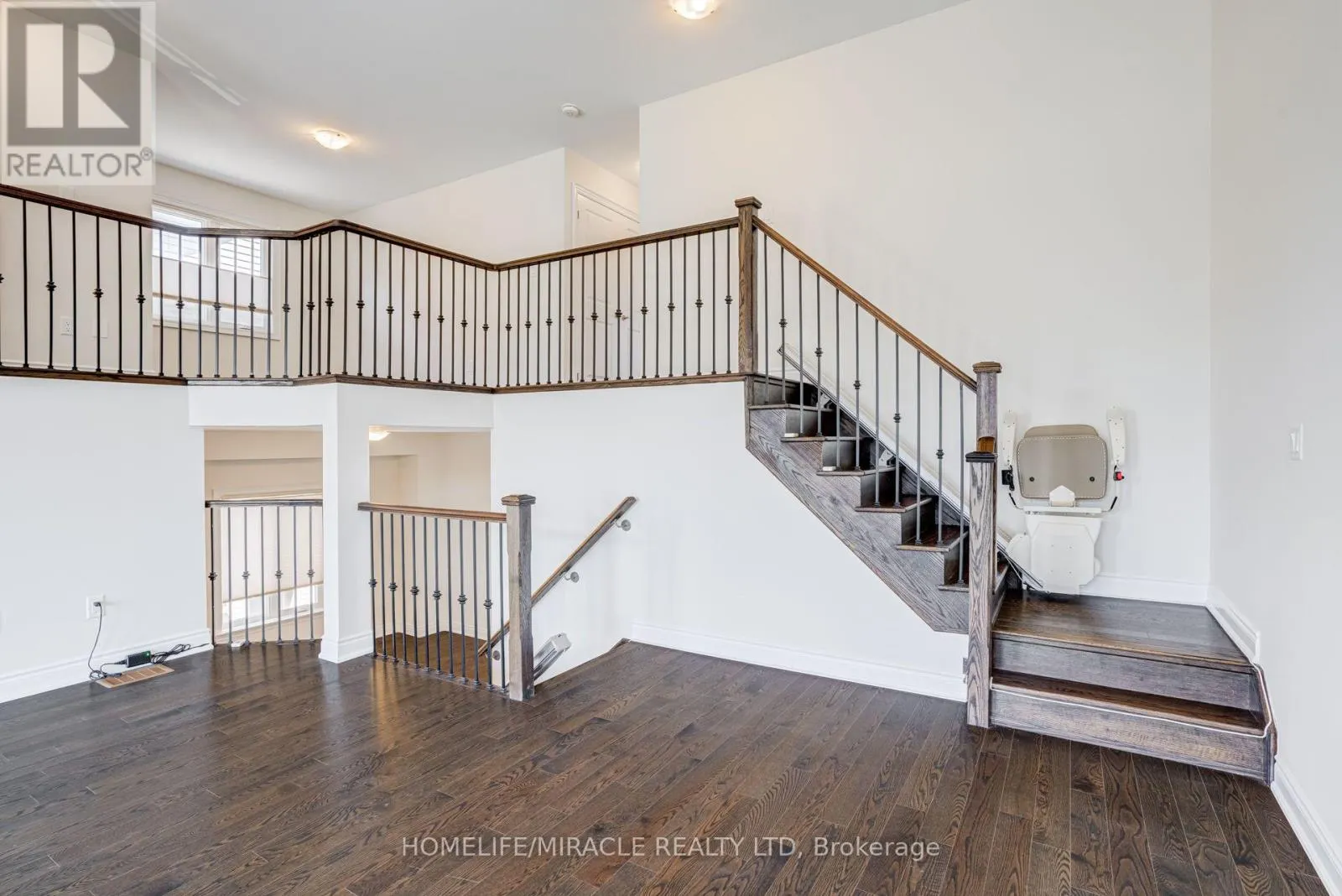 25 LORNE THOMAS PLACE