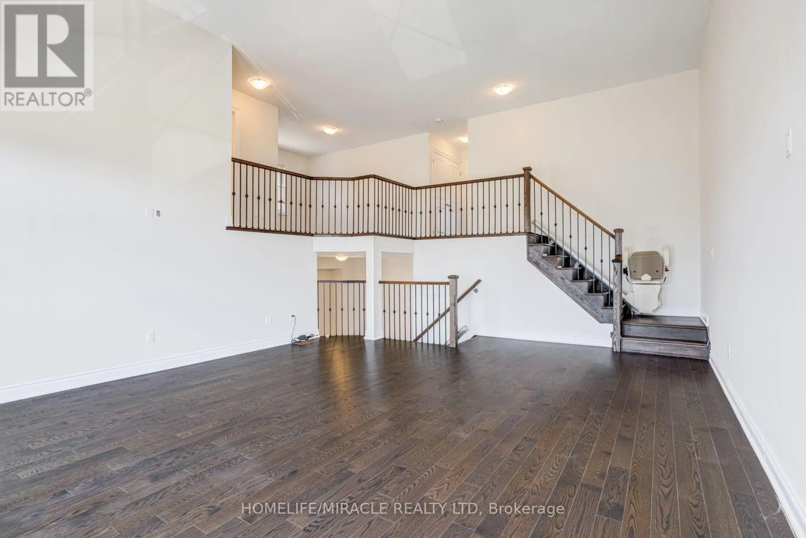25 LORNE THOMAS PLACE