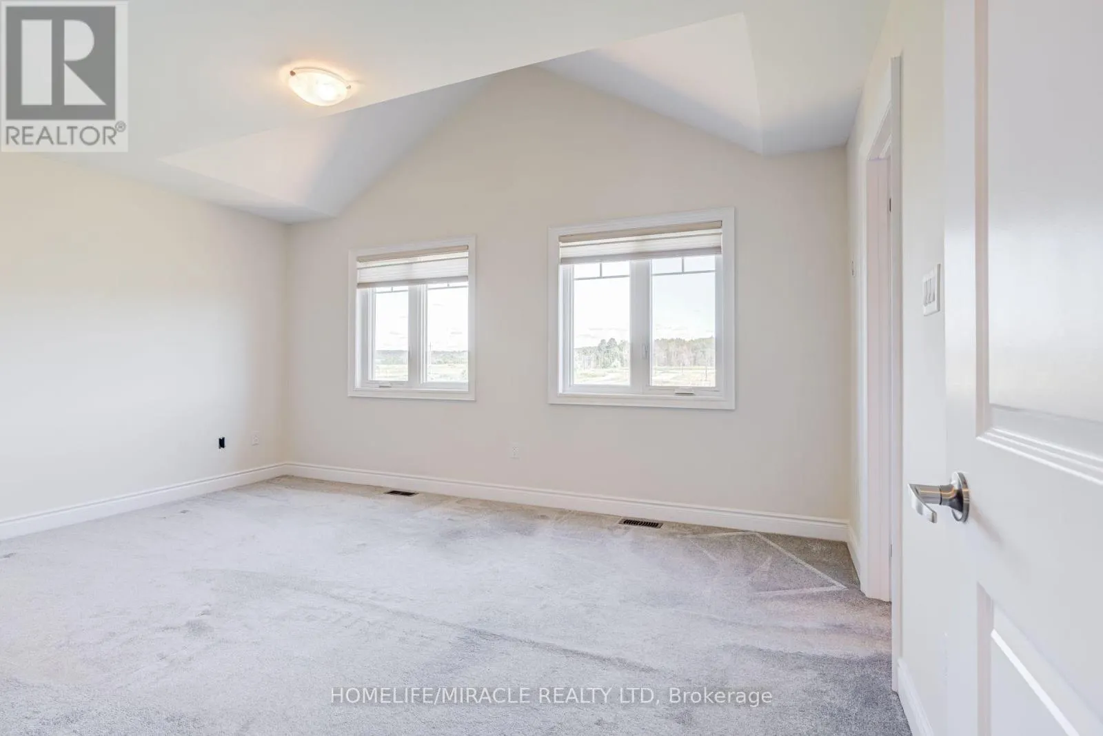 25 LORNE THOMAS PLACE