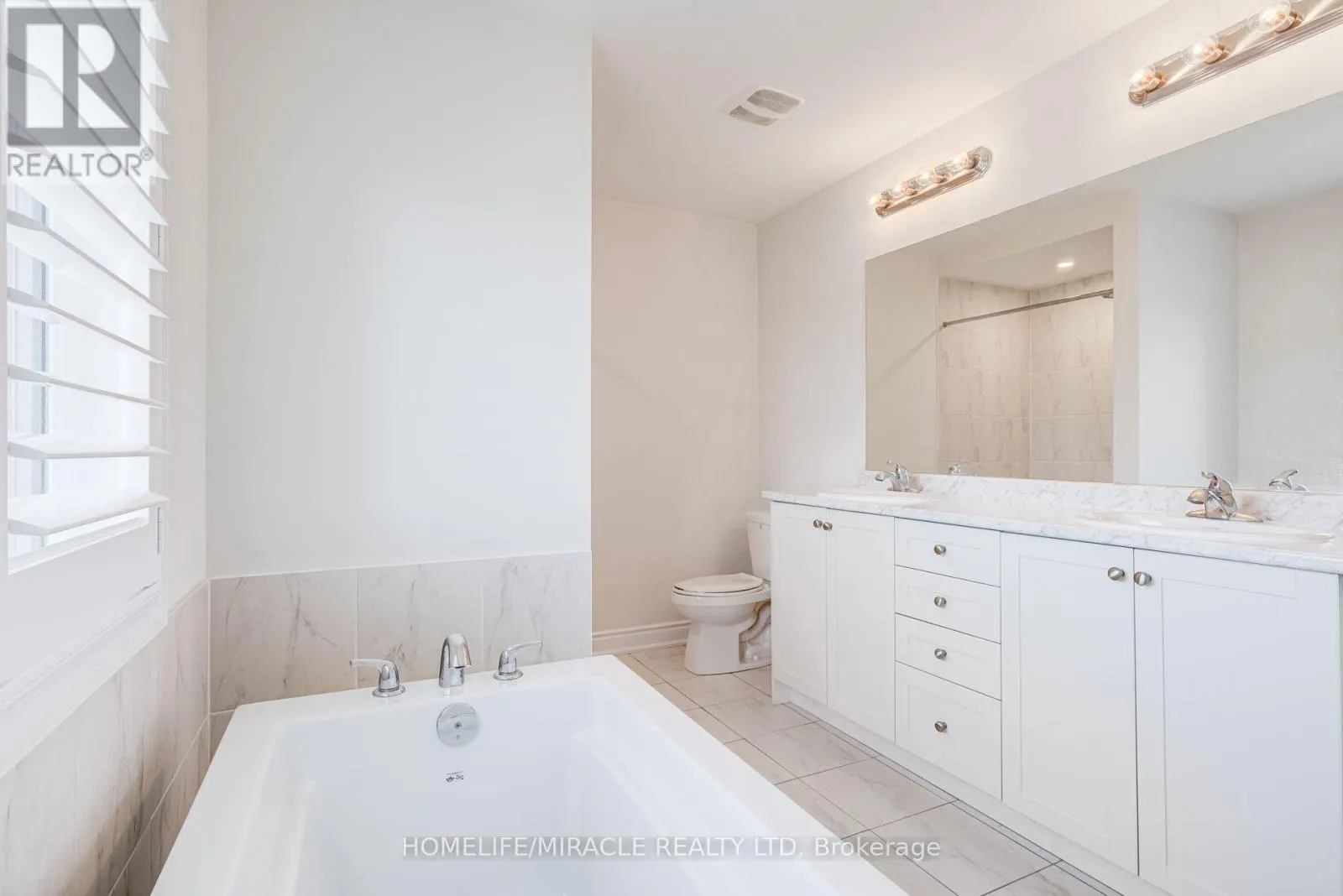 25 LORNE THOMAS PLACE
