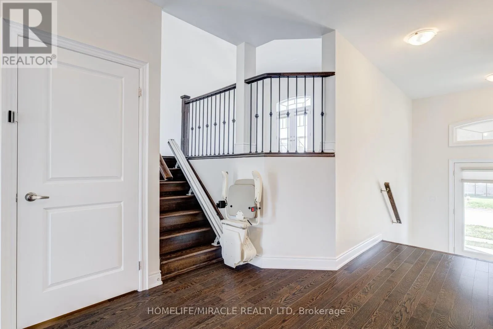 25 LORNE THOMAS PLACE