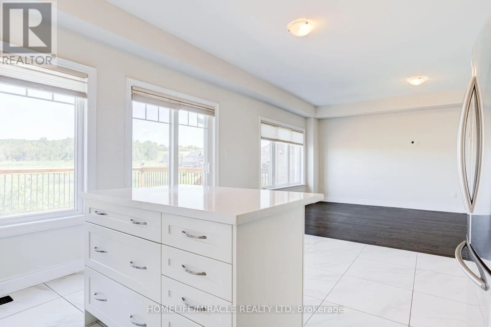 25 LORNE THOMAS PLACE