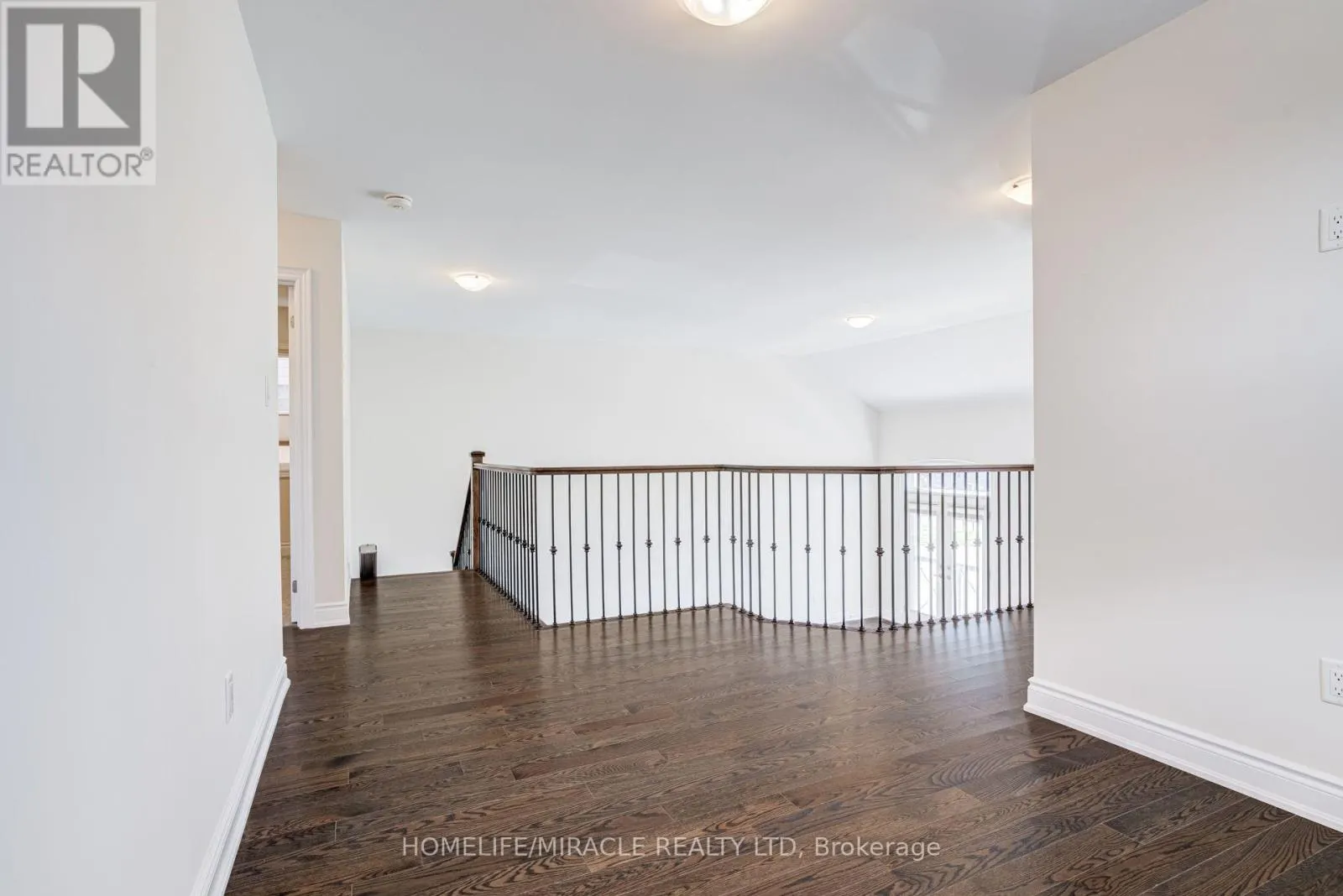 25 LORNE THOMAS PLACE