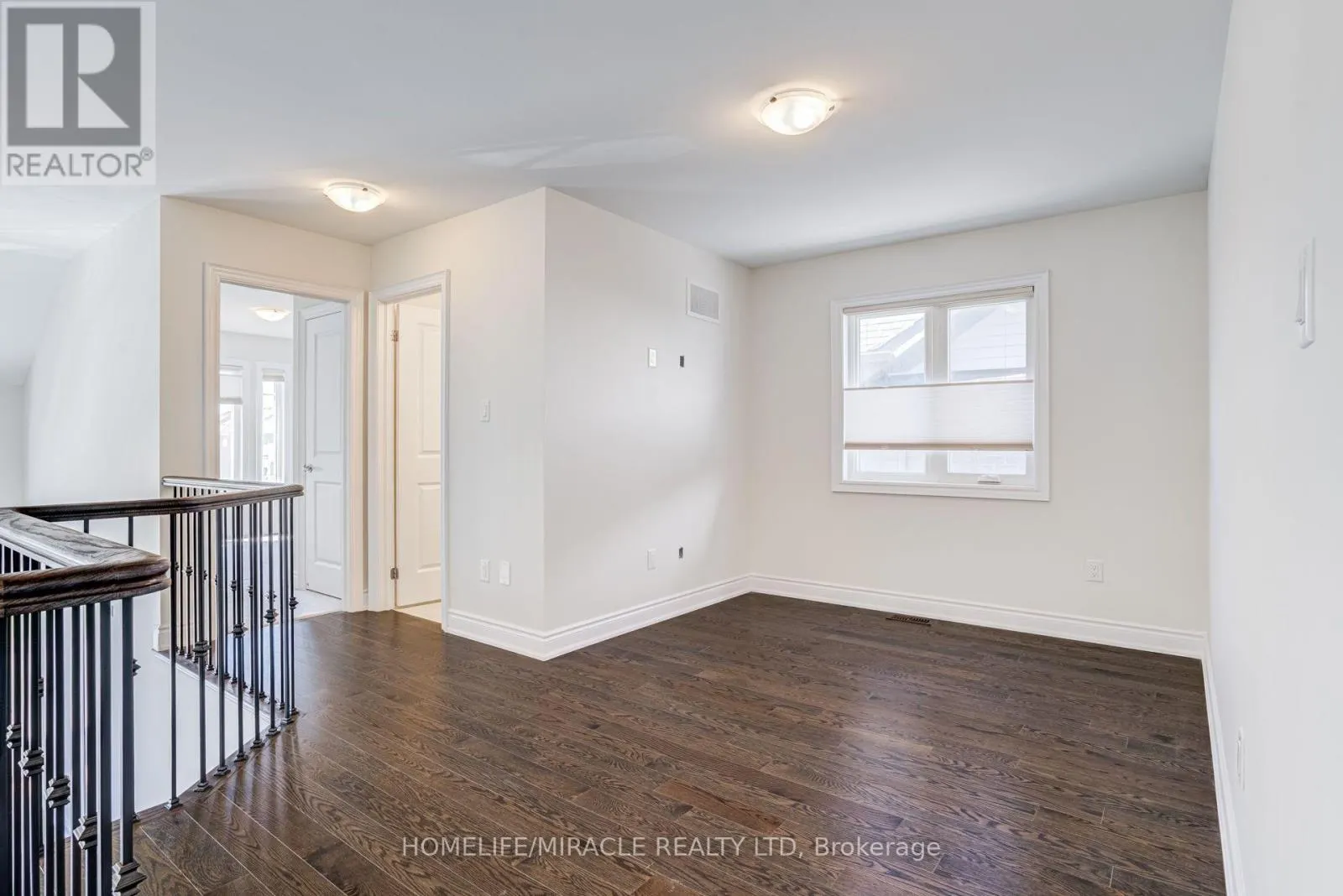 25 LORNE THOMAS PLACE