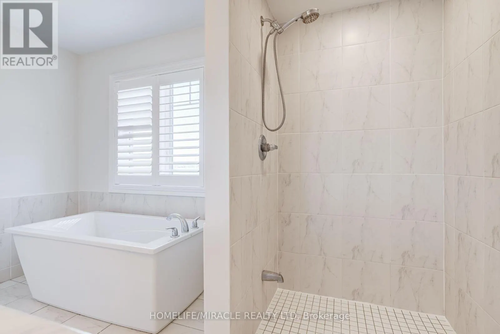 25 LORNE THOMAS PLACE
