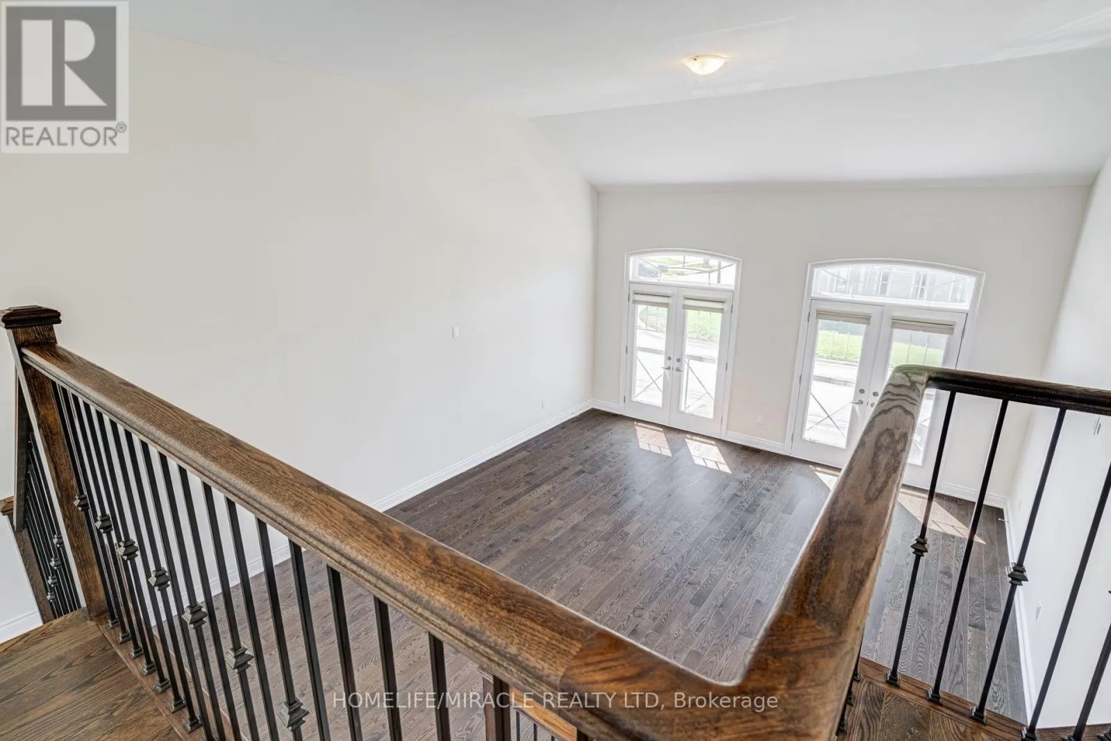 25 LORNE THOMAS PLACE