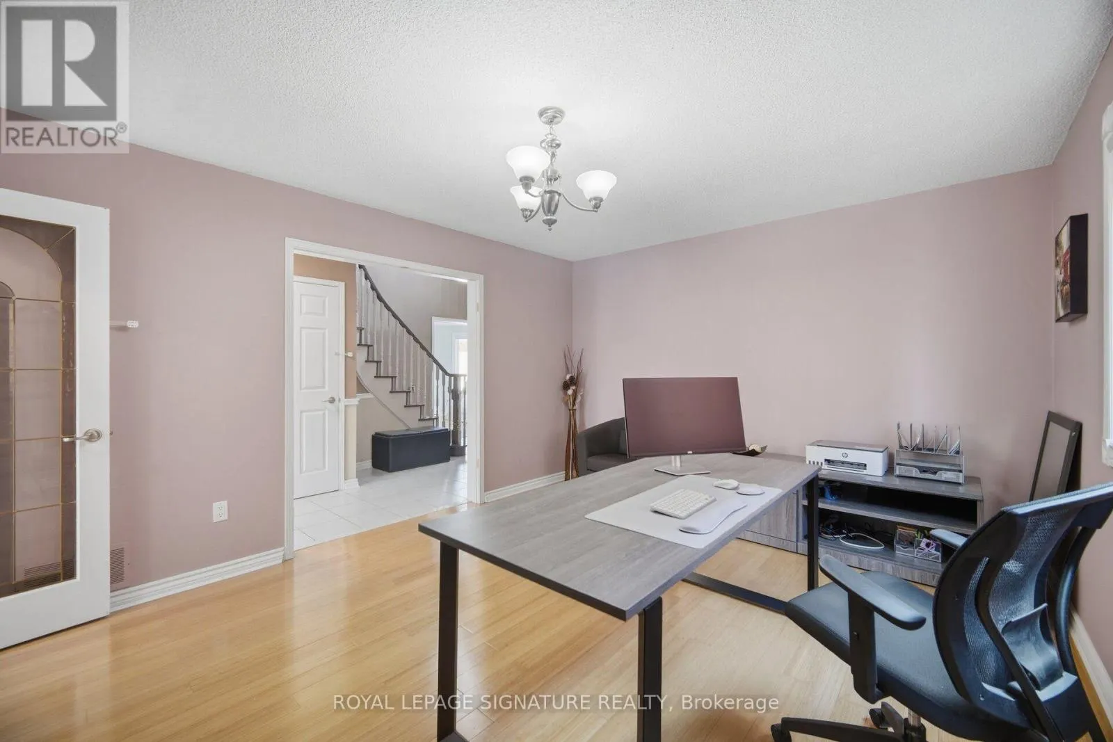 85 FIFEFIELD DRIVE