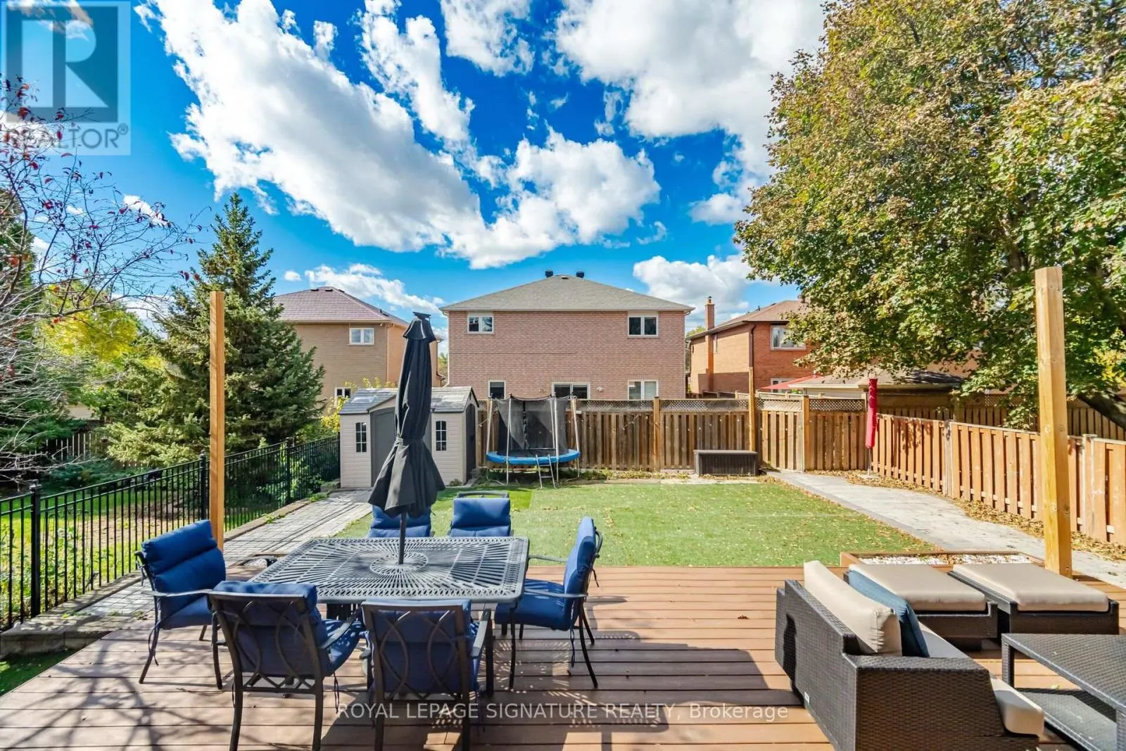 85 FIFEFIELD DRIVE