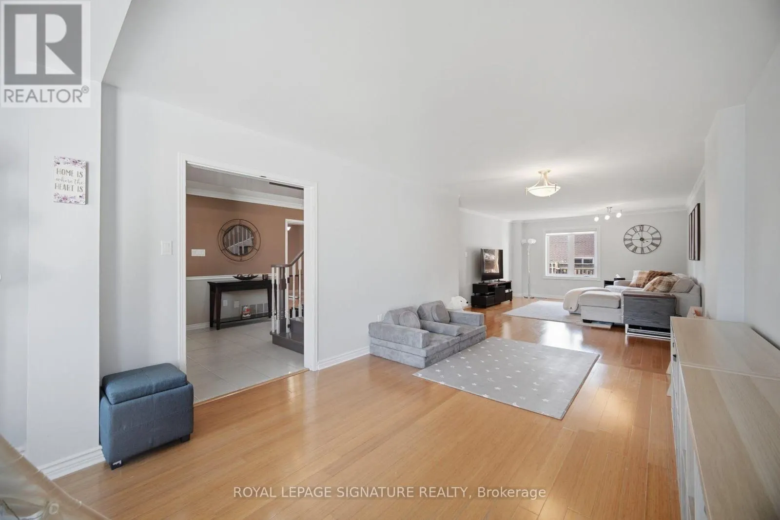 85 FIFEFIELD DRIVE