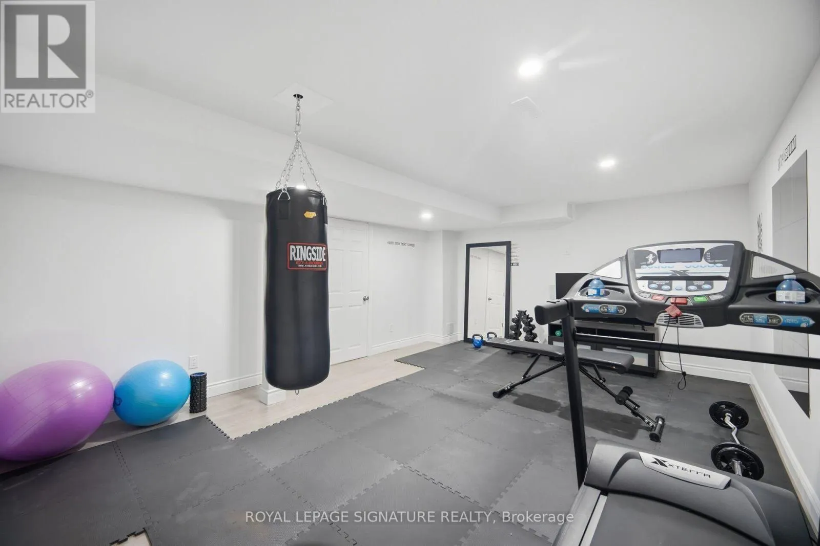 85 FIFEFIELD DRIVE