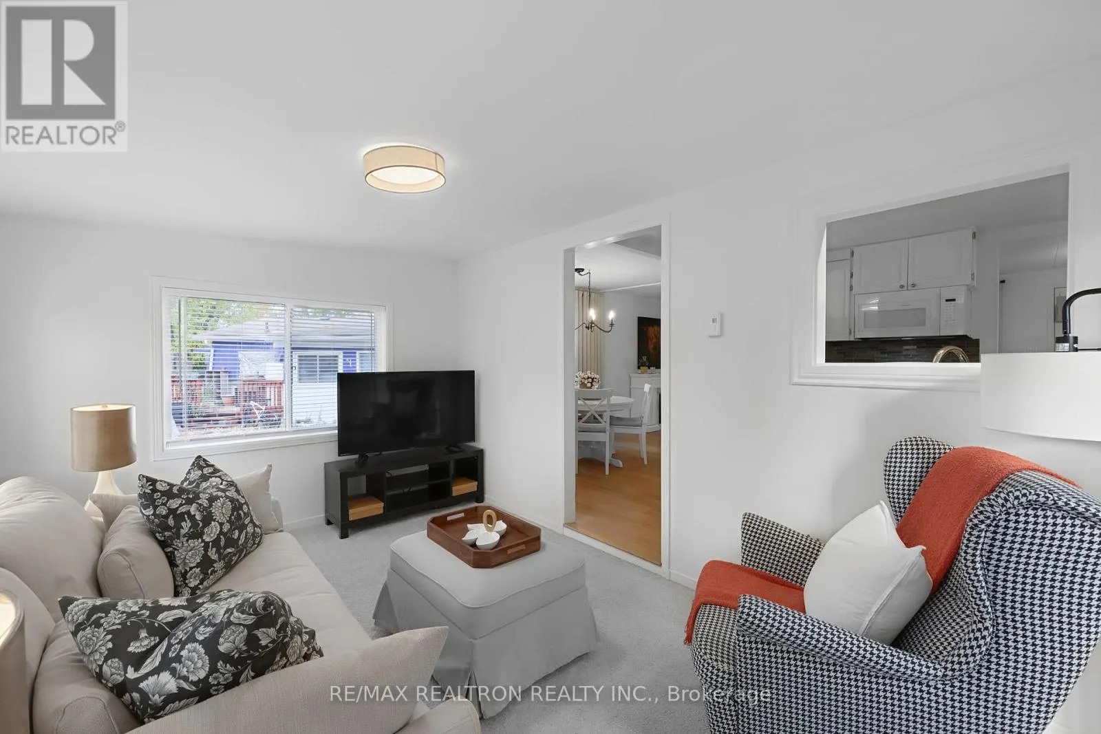 25 FLORA COURT
