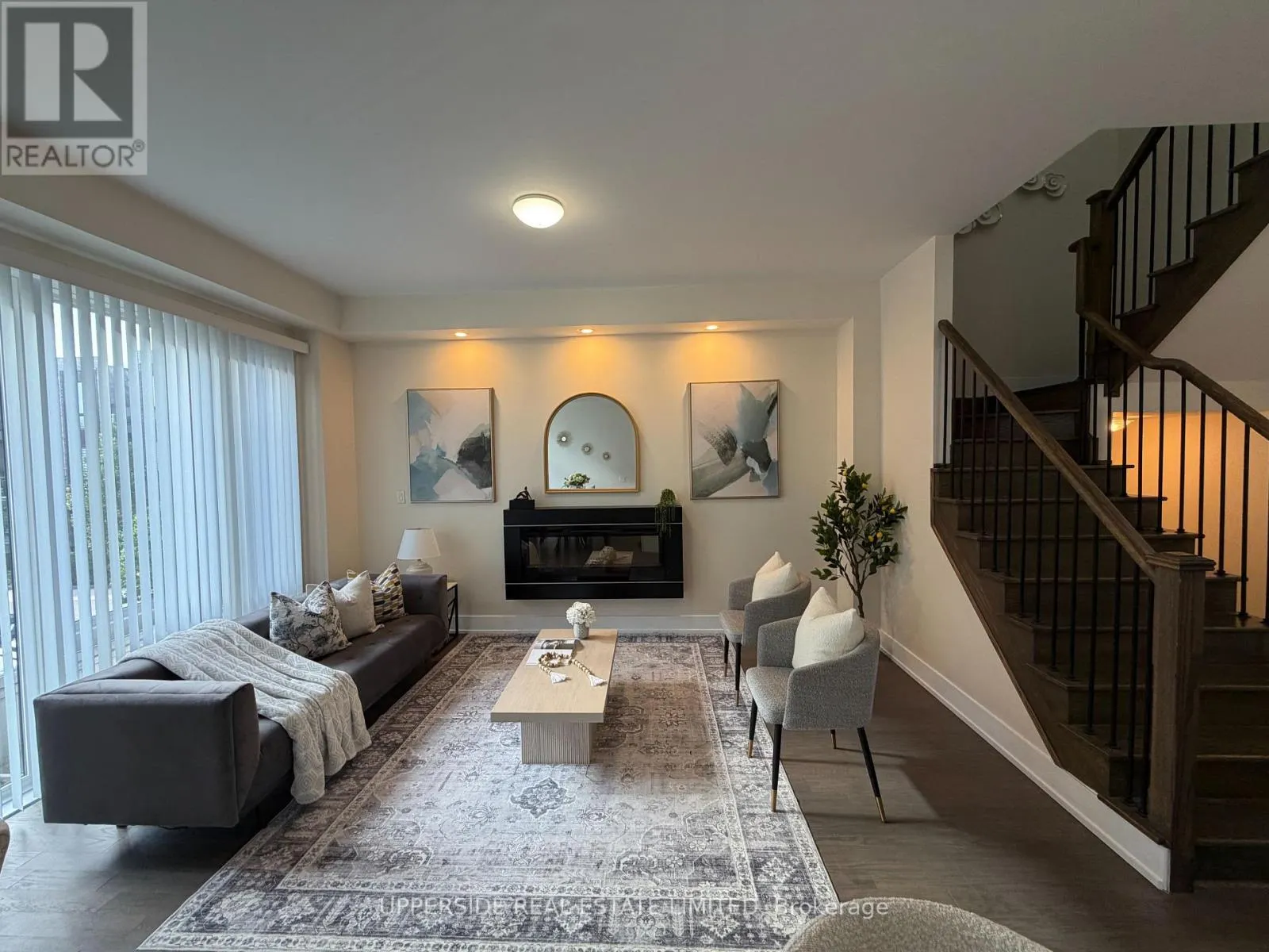 8 SABLE ROAD