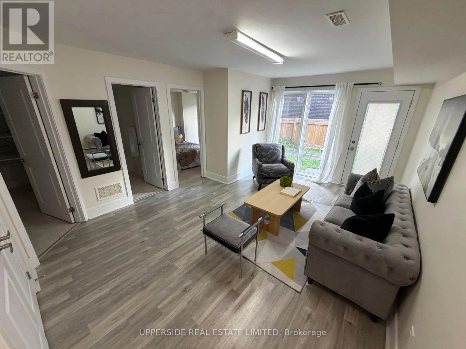 8 SABLE ROAD