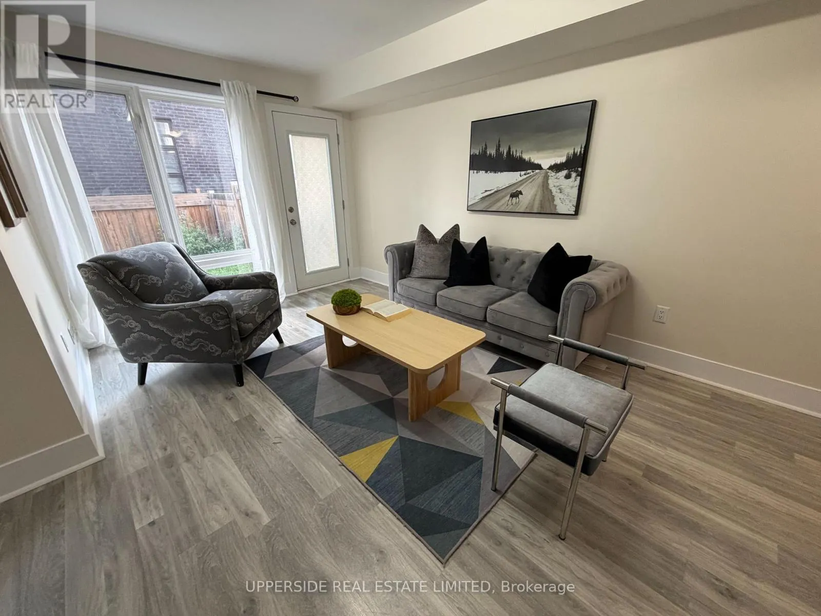 8 SABLE ROAD