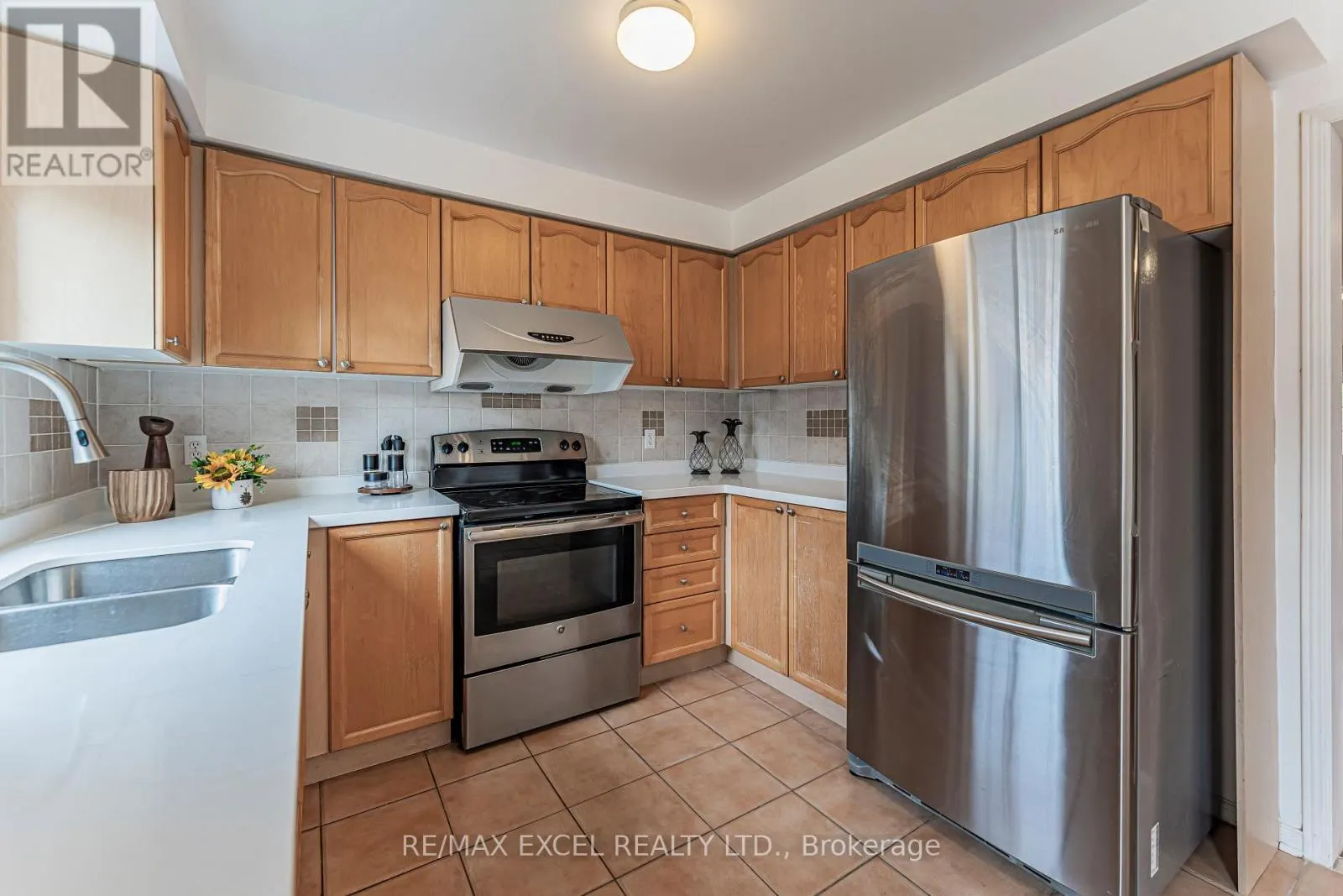 50 CASABEL DRIVE