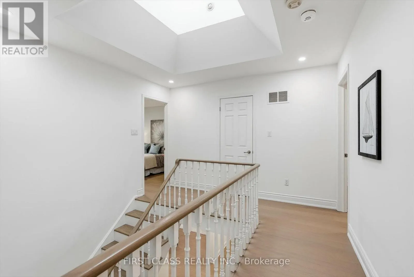 9 BRIARWOOD ROAD