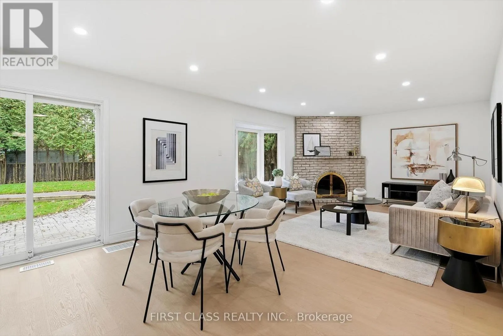 9 BRIARWOOD ROAD