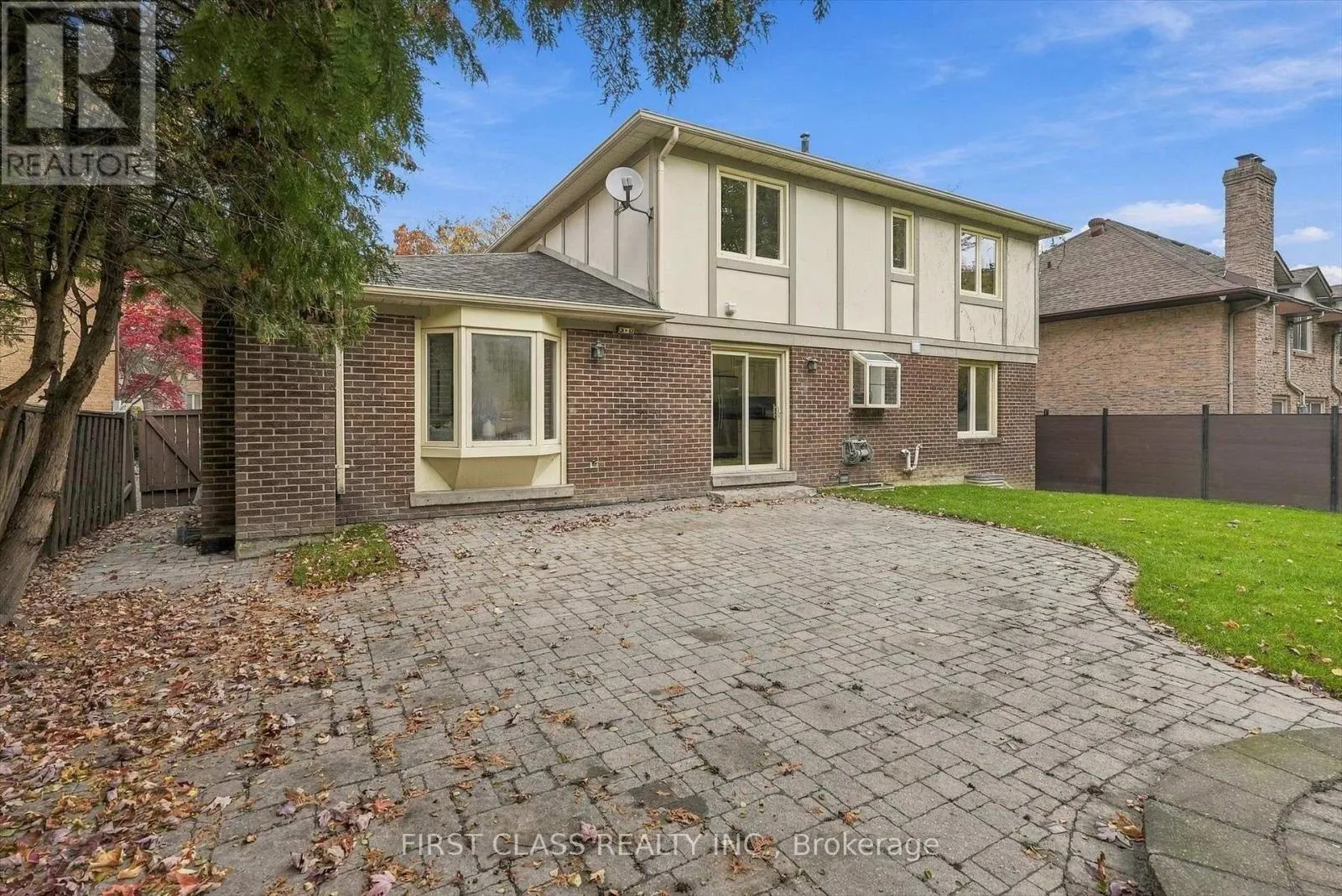 9 BRIARWOOD ROAD