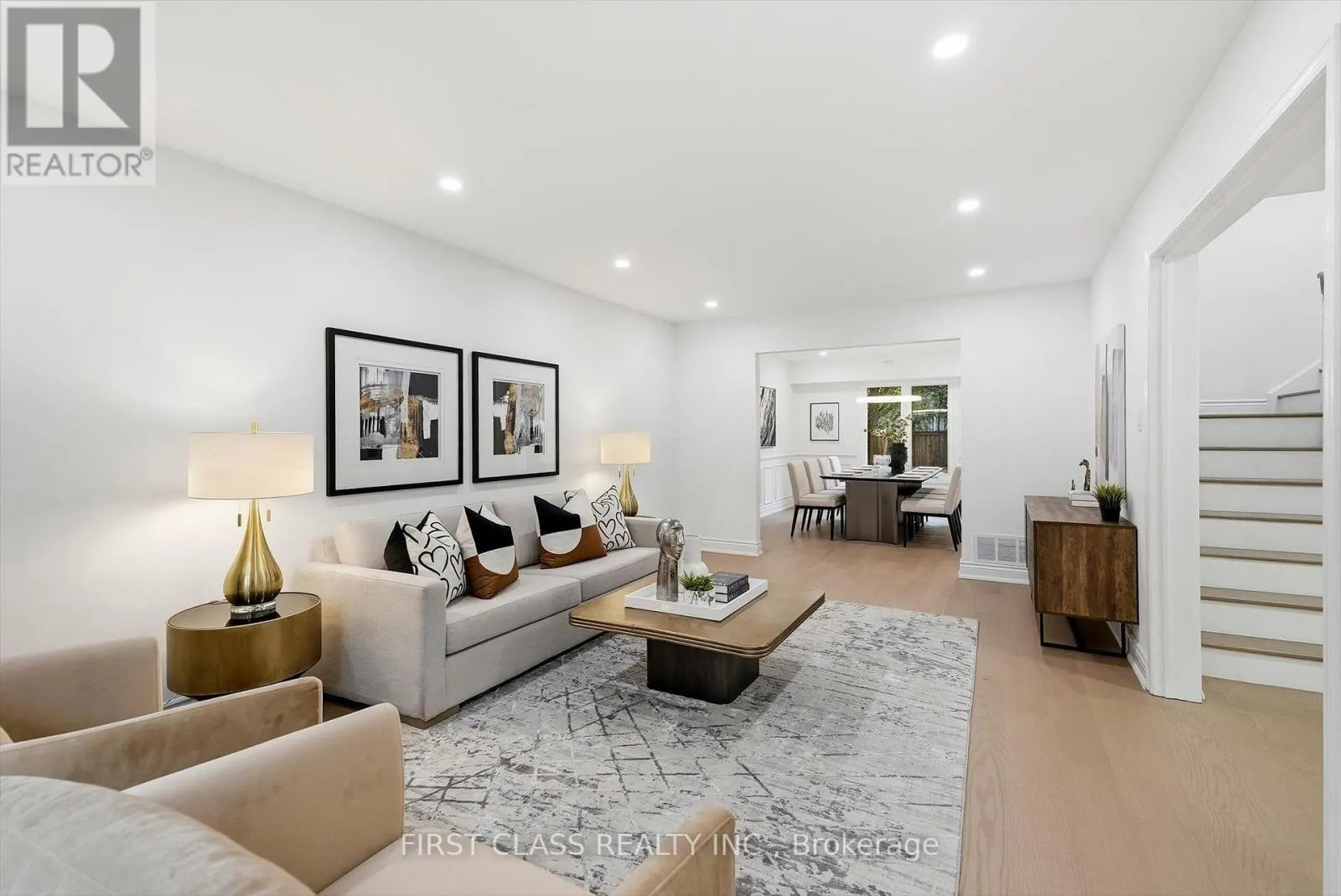 9 BRIARWOOD ROAD