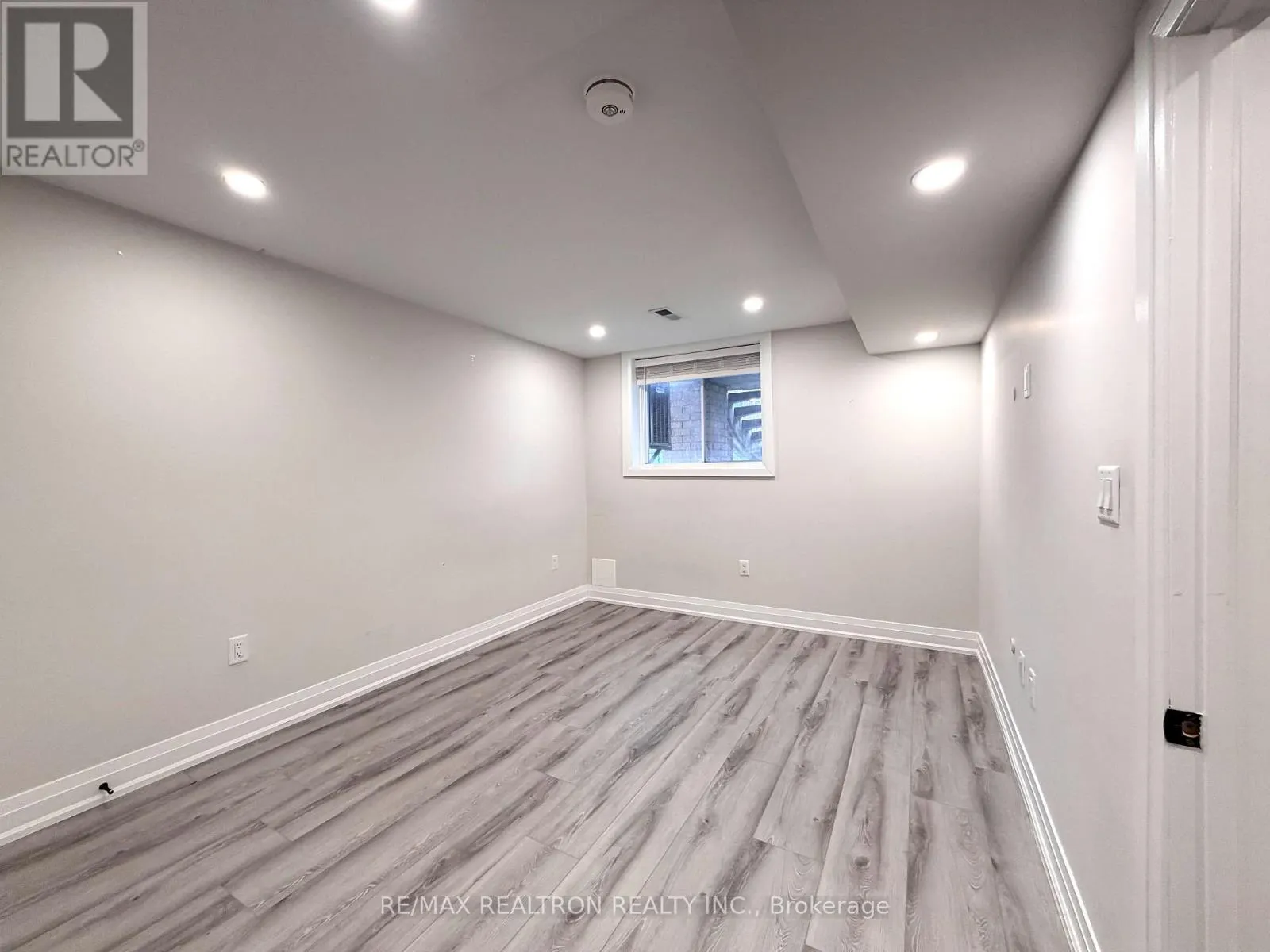 83 LANTERNA CRESCENT