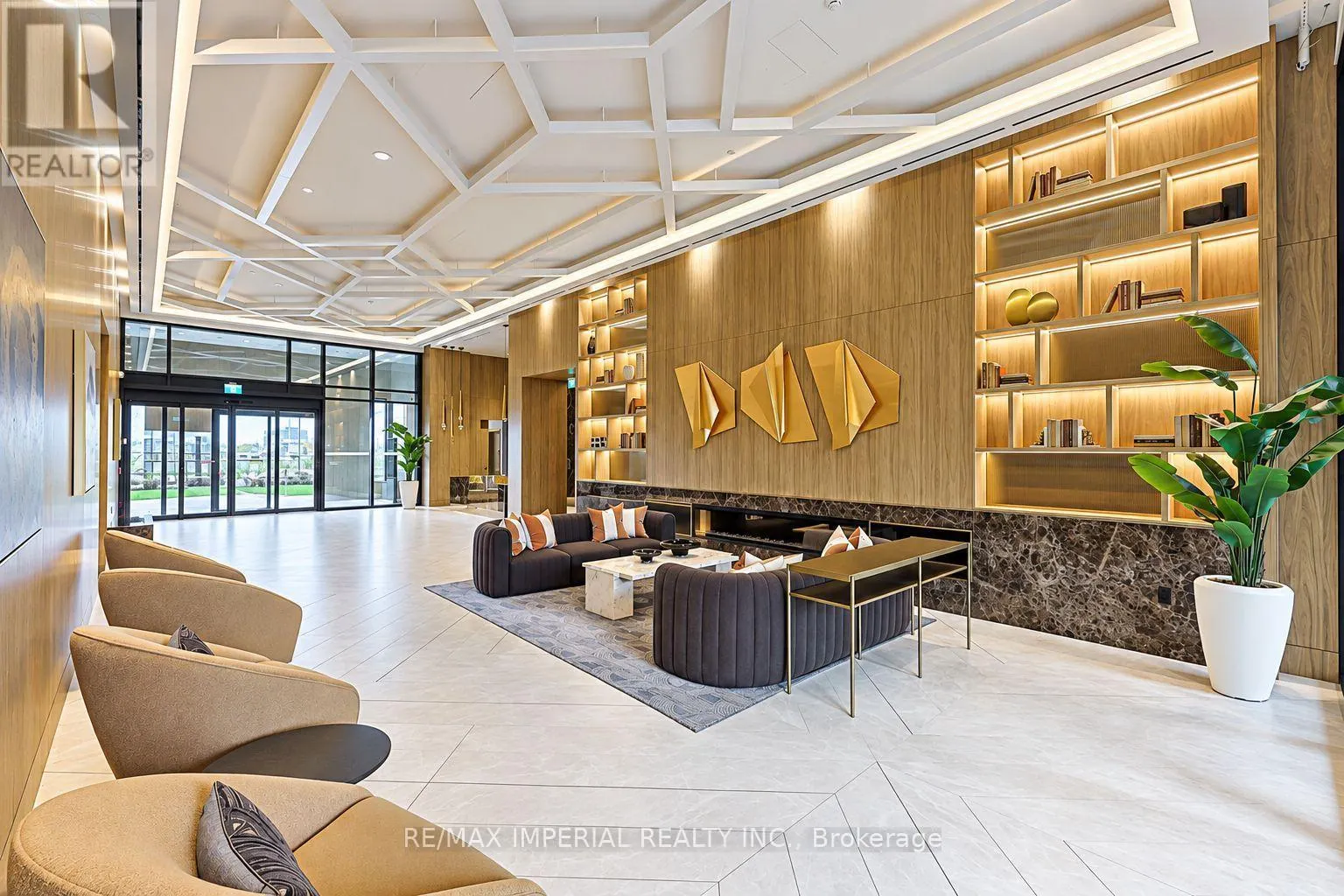 1011 - 5 MEADOWDALE ROAD