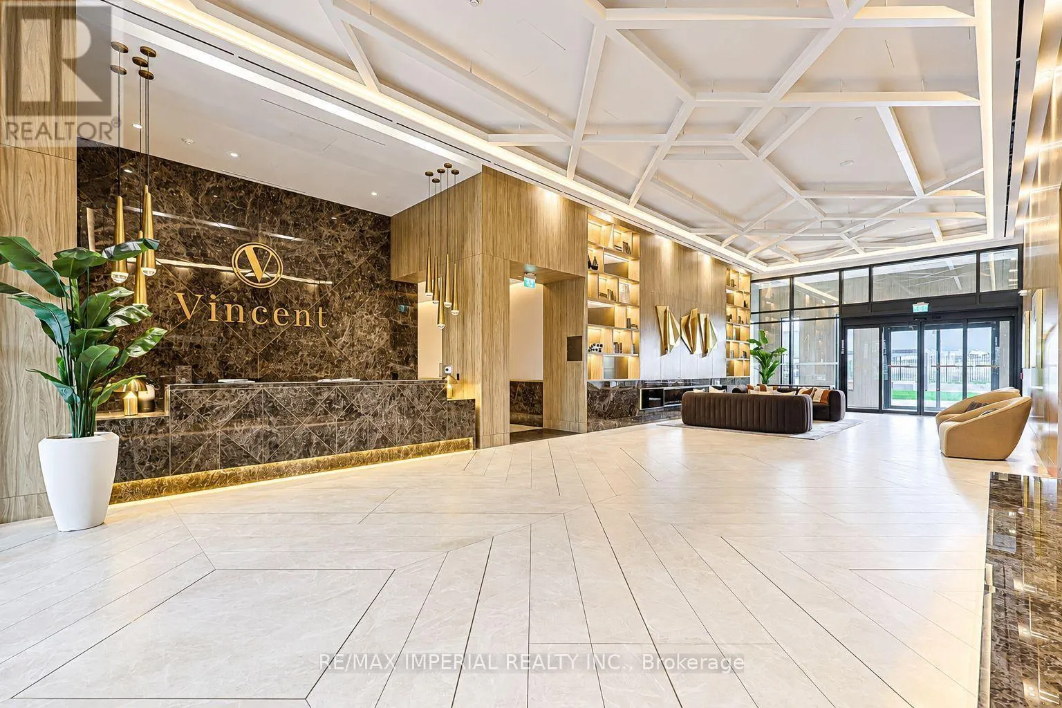 1011 - 5 MEADOWDALE ROAD
