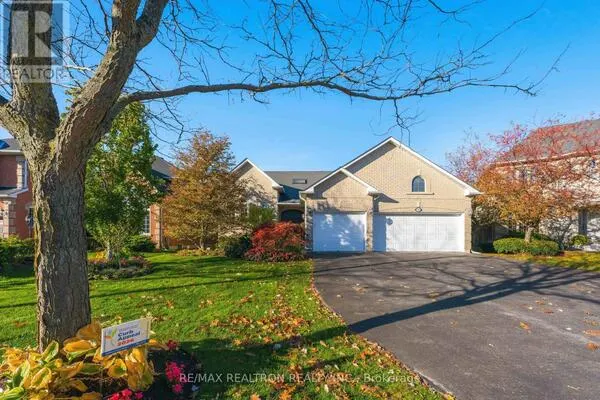18 GLENFOREST DRIVE