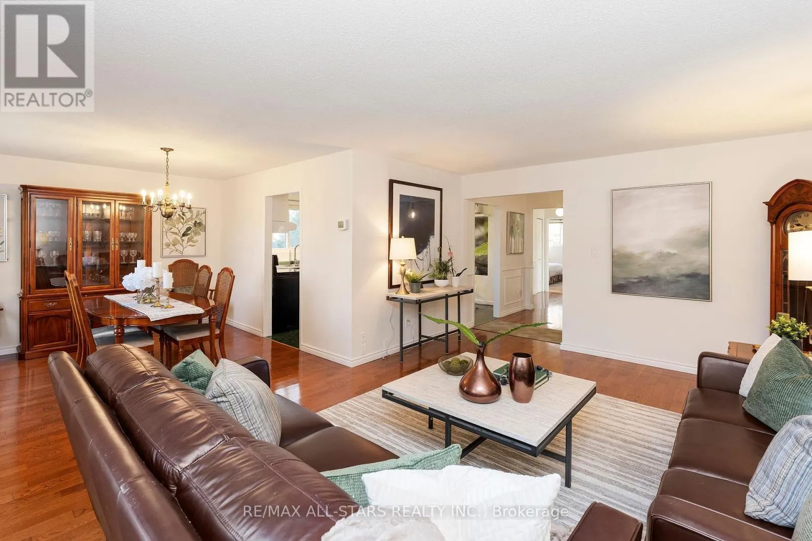 25 CAPTAIN ROLPH BOULEVARD