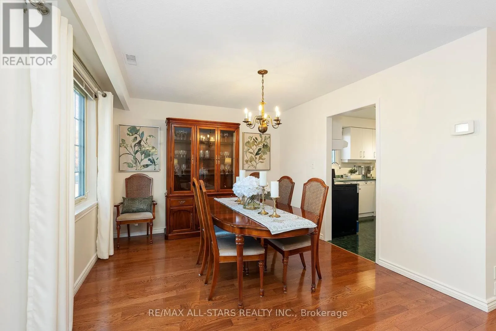 25 CAPTAIN ROLPH BOULEVARD