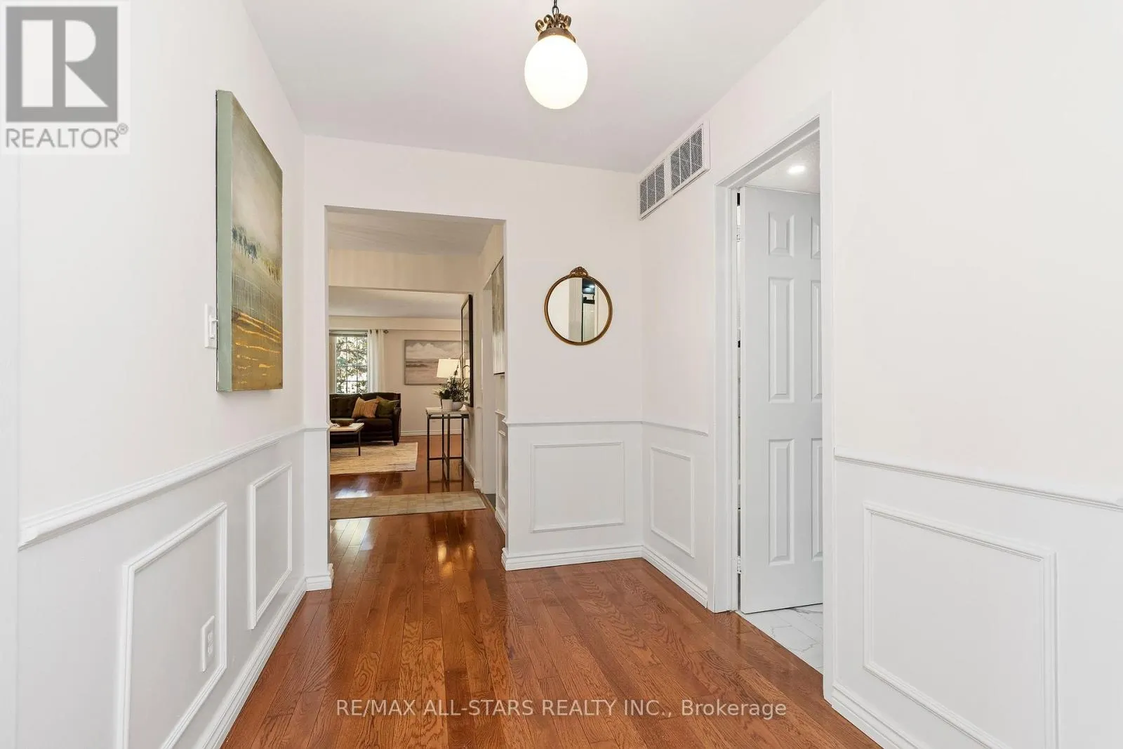 25 CAPTAIN ROLPH BOULEVARD