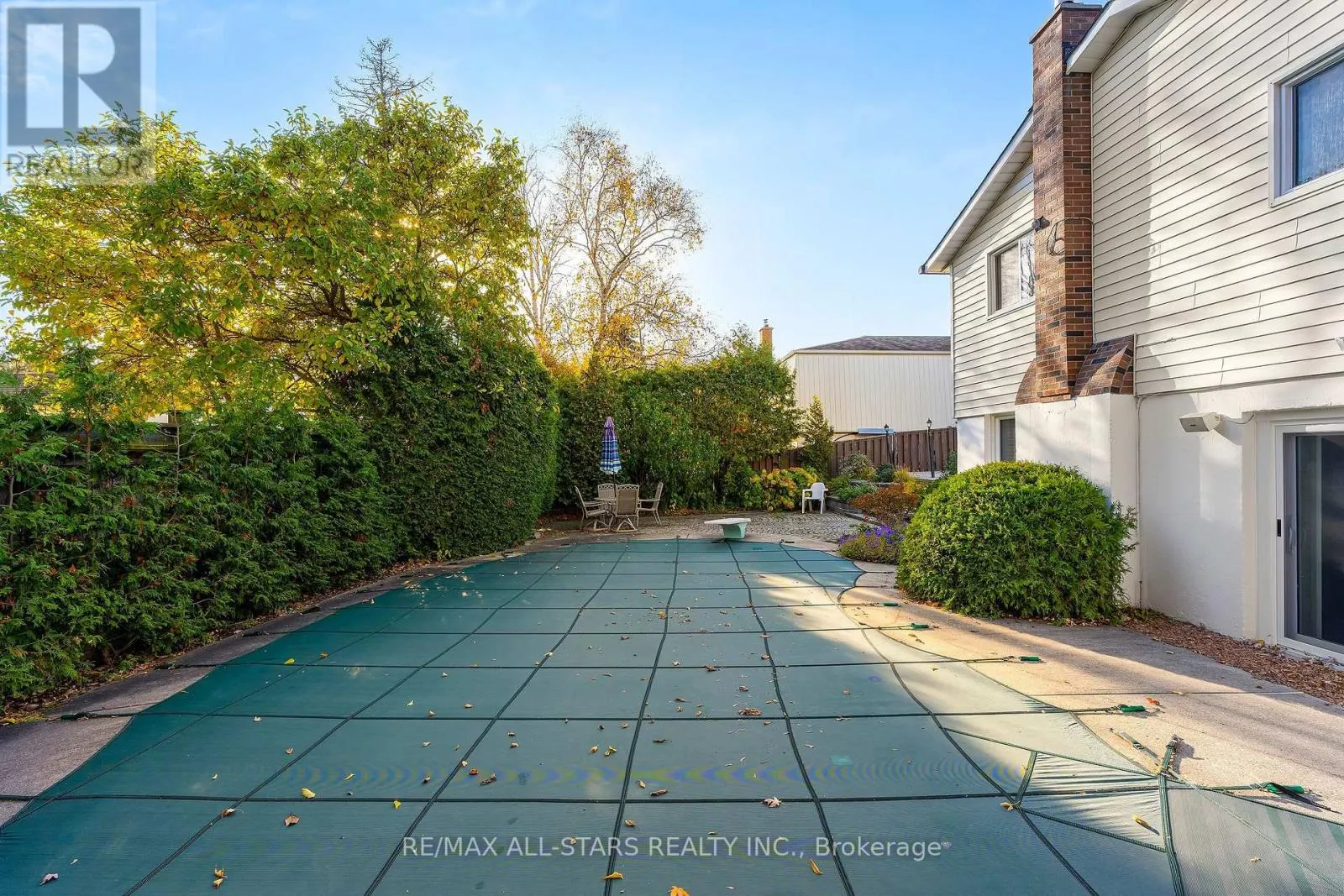 25 CAPTAIN ROLPH BOULEVARD