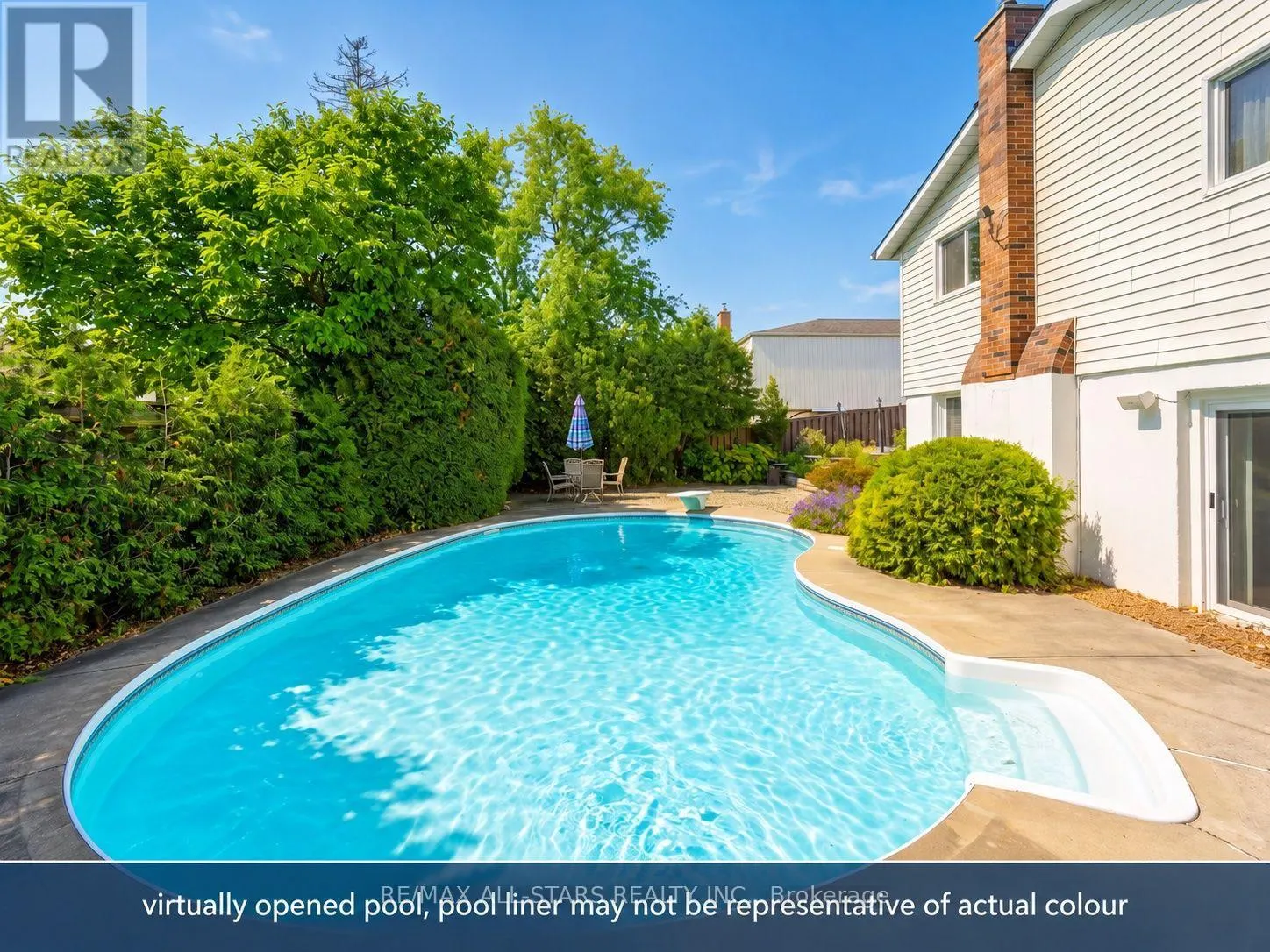 25 CAPTAIN ROLPH BOULEVARD