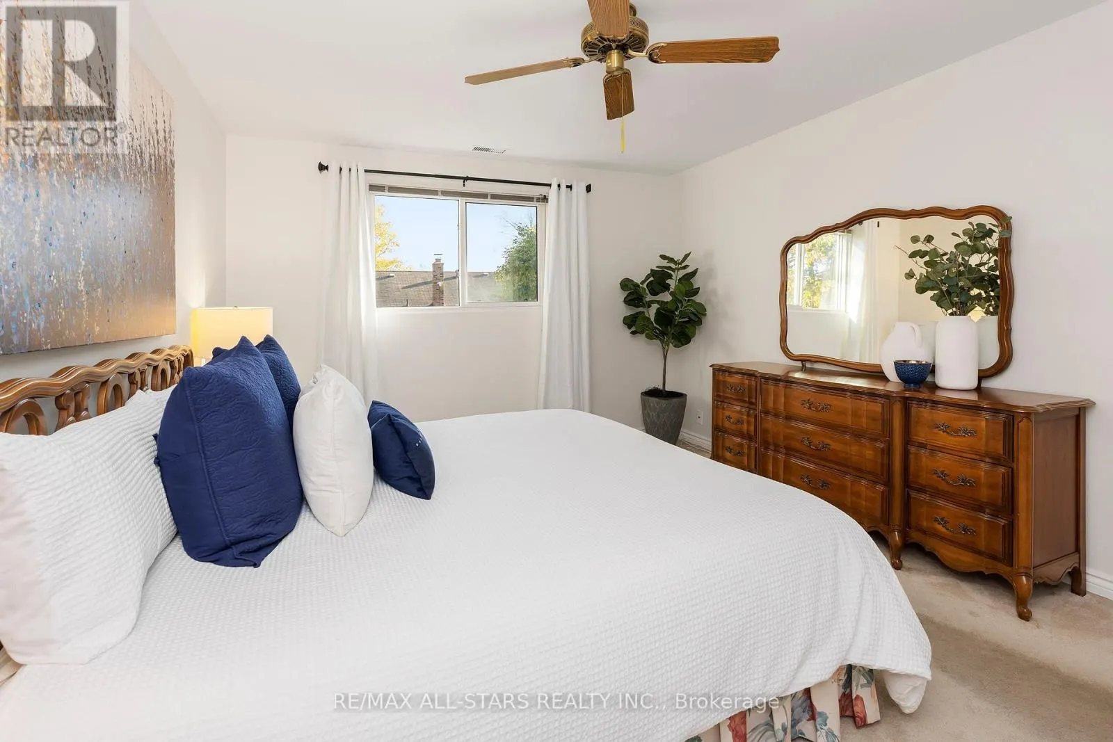 25 CAPTAIN ROLPH BOULEVARD