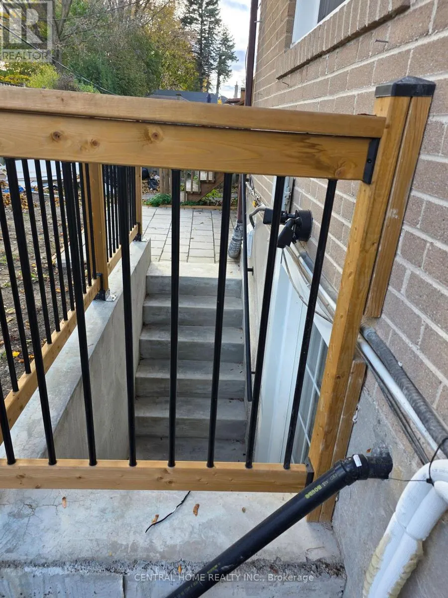 BASEMENT UNIT 1 - 446 TAYLOR MILLS DRIVE S