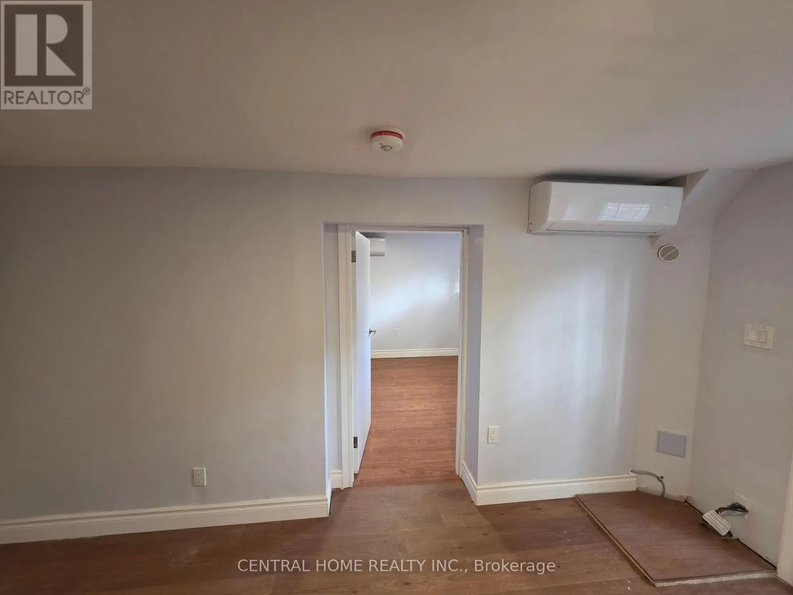 BASEMENT UNIT 1 - 446 TAYLOR MILLS DRIVE S
