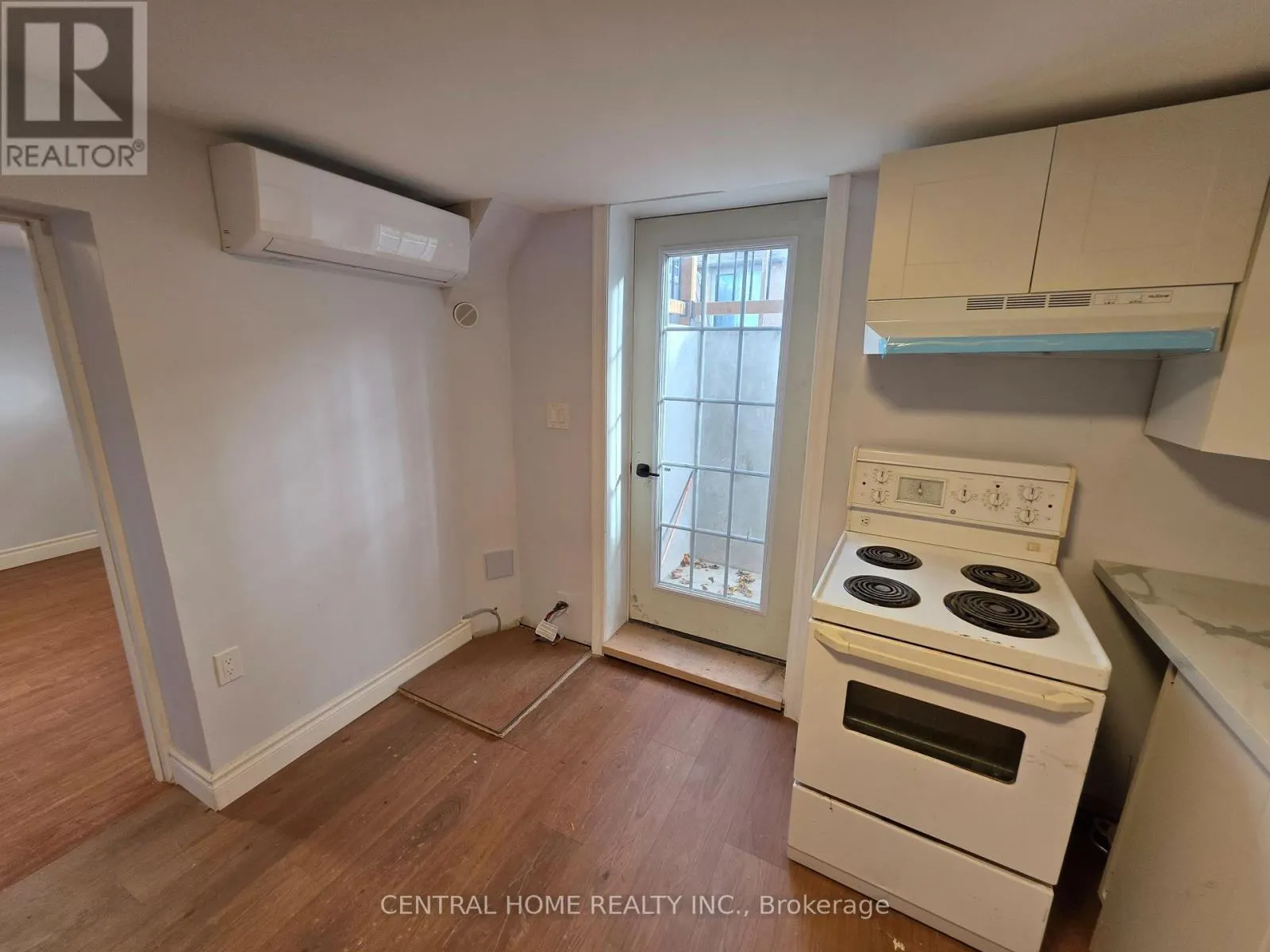 BASEMENT UNIT 1 - 446 TAYLOR MILLS DRIVE S
