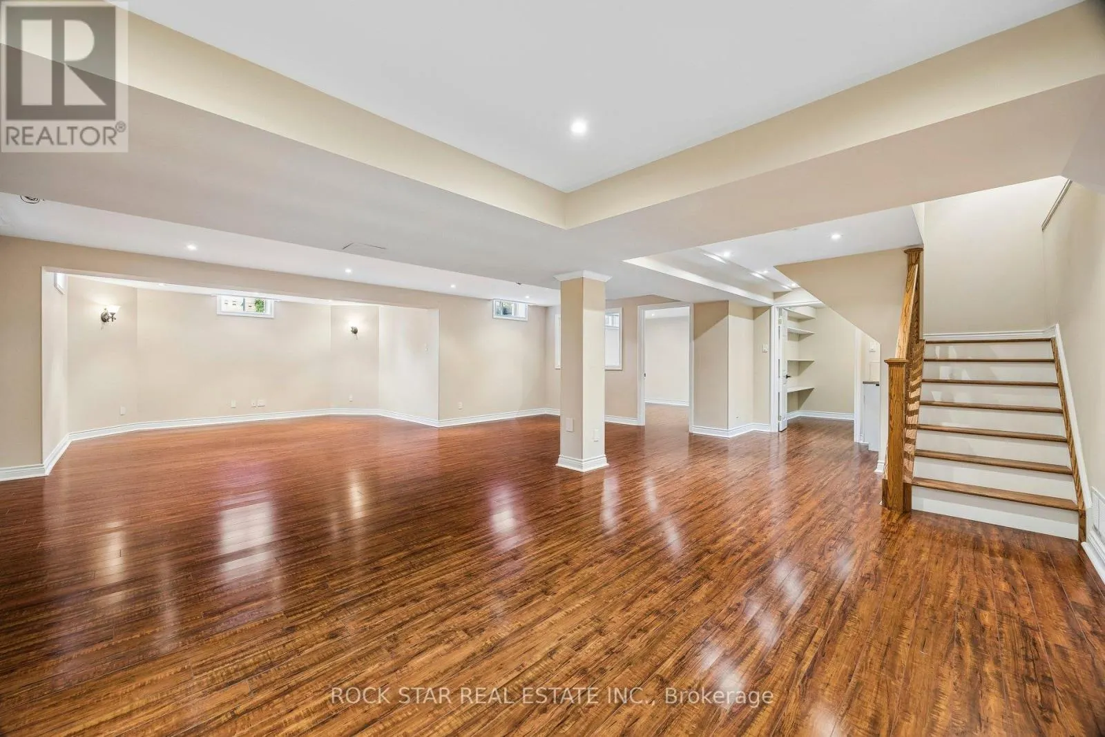 1 WILLOW HEIGHTS BOULEVARD