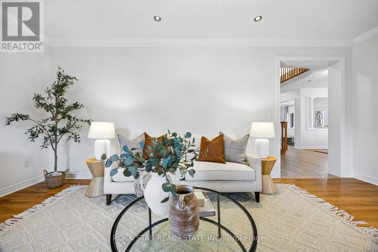 1 WILLOW HEIGHTS BOULEVARD